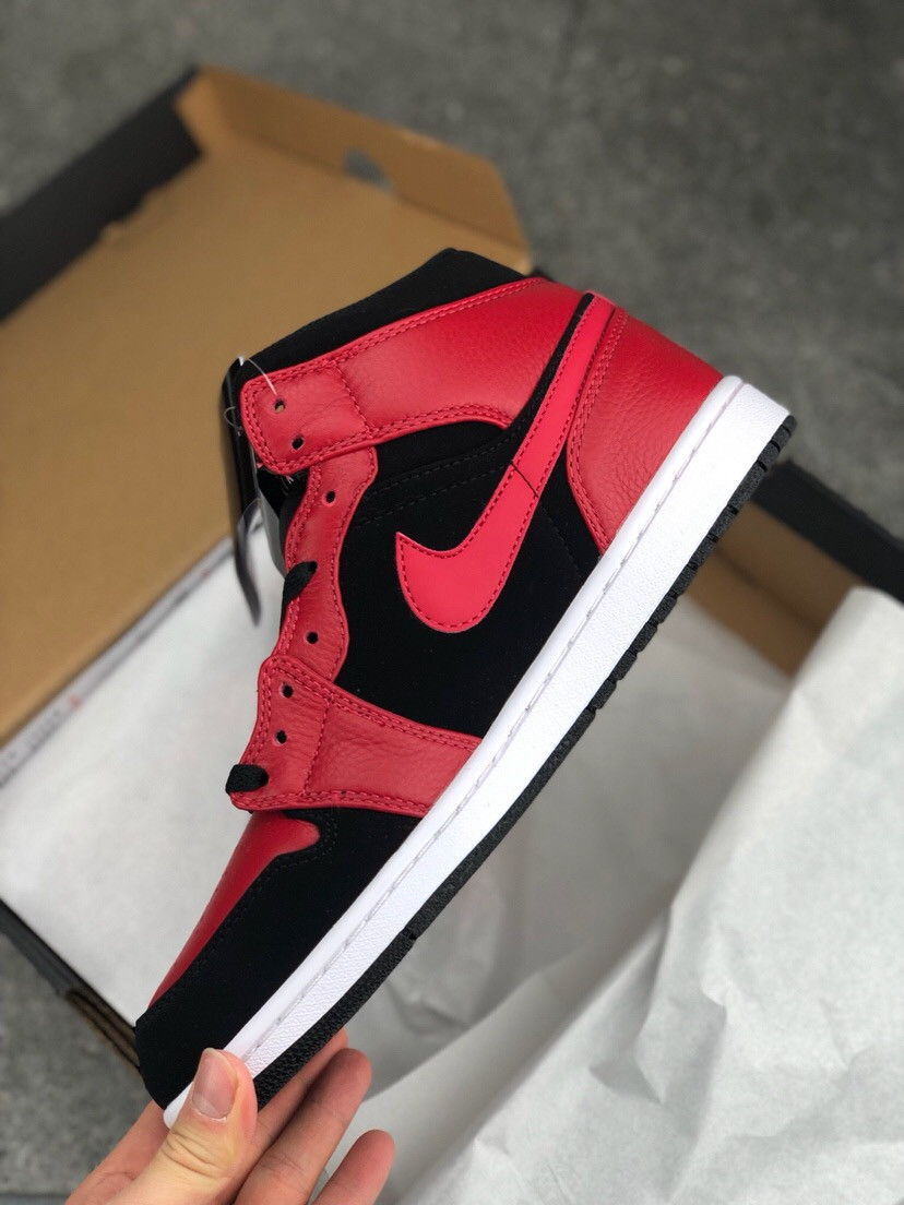 Air Jordan 1 Mid Bred 554724-054 On Sale