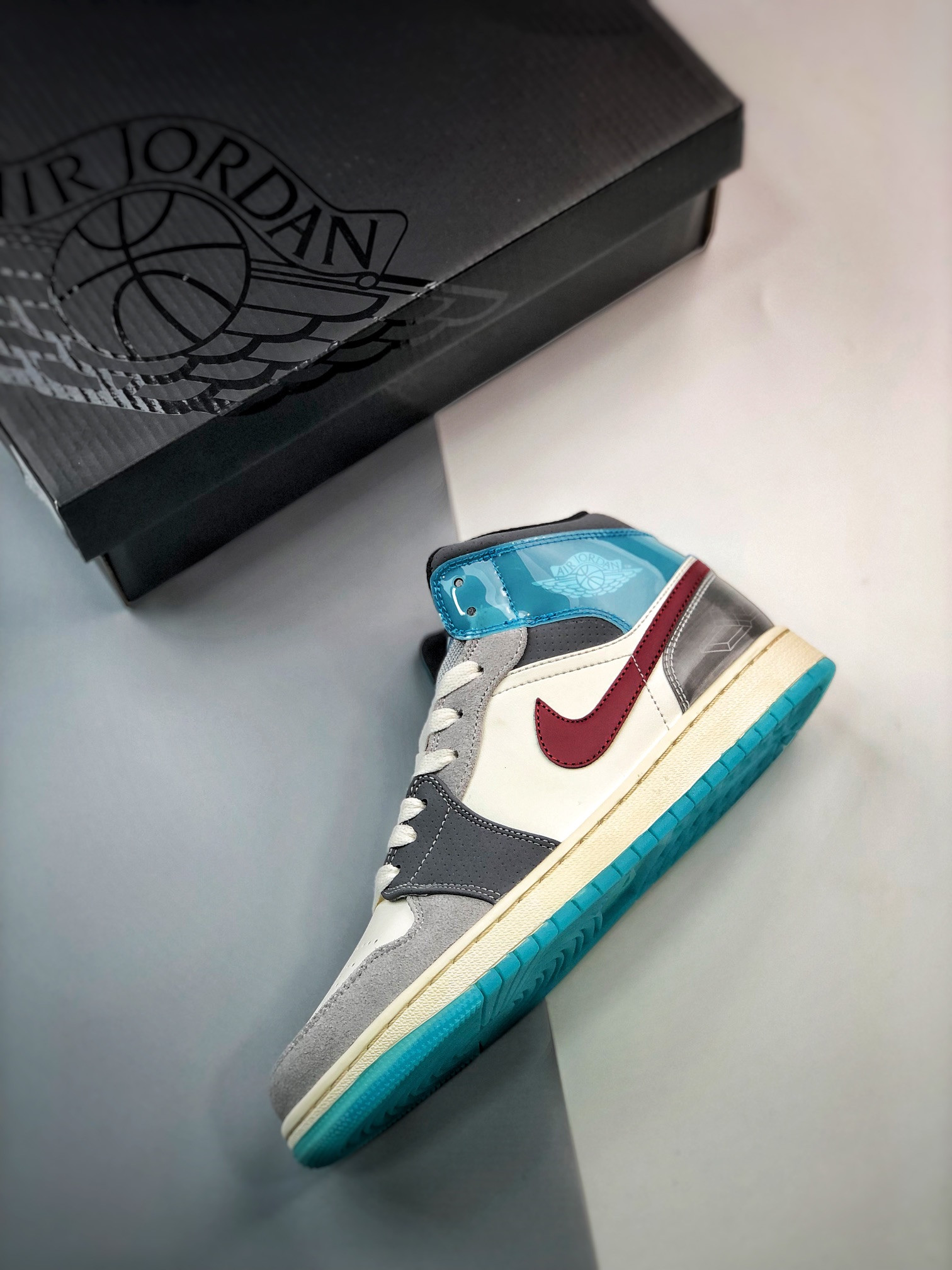 Air Jordan 1 Mid Exploration Unit FB1870-161 For Sale