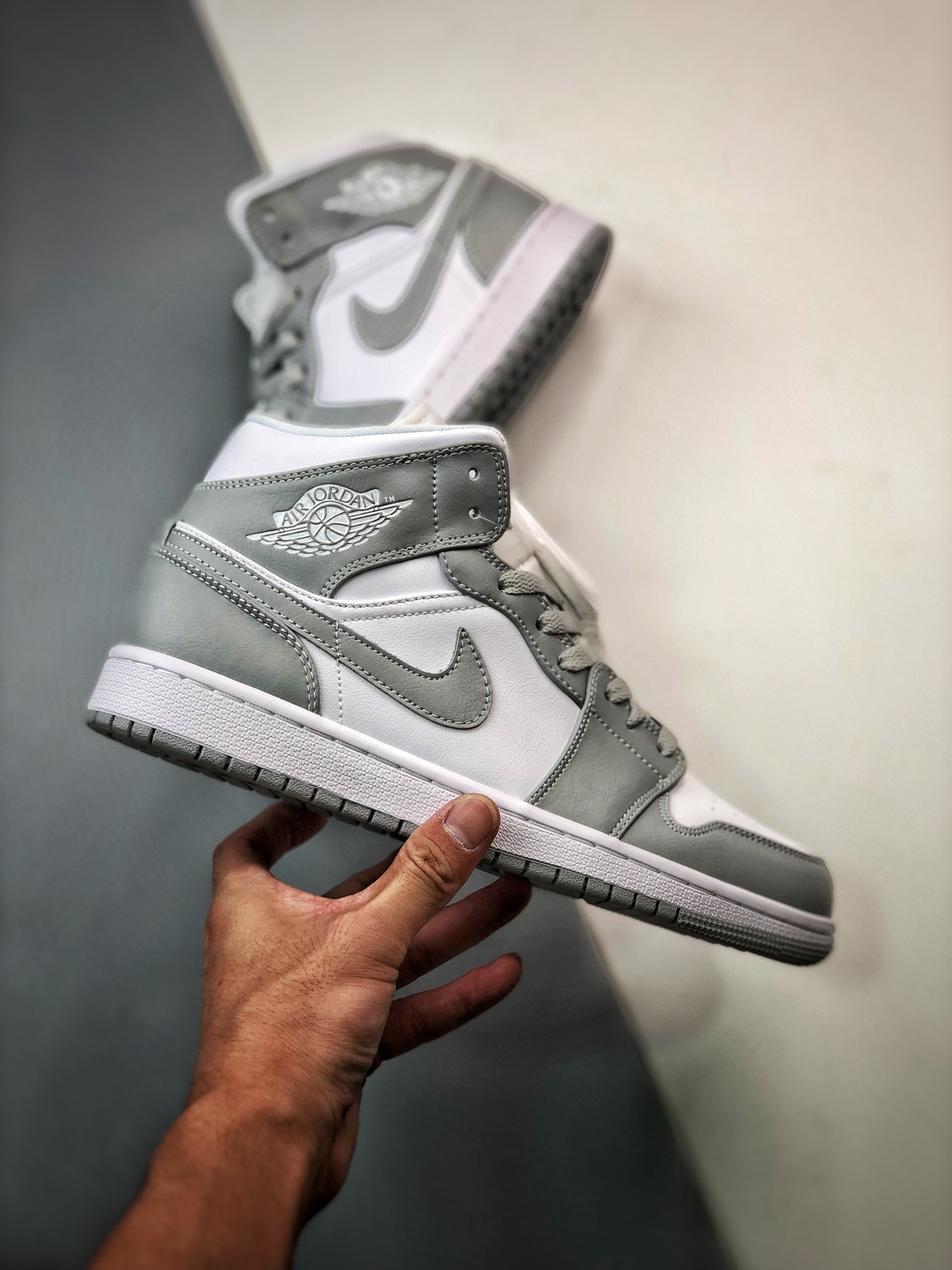 Air Jordan 1 Mid Grey Sail BQ6472-115 For Sale