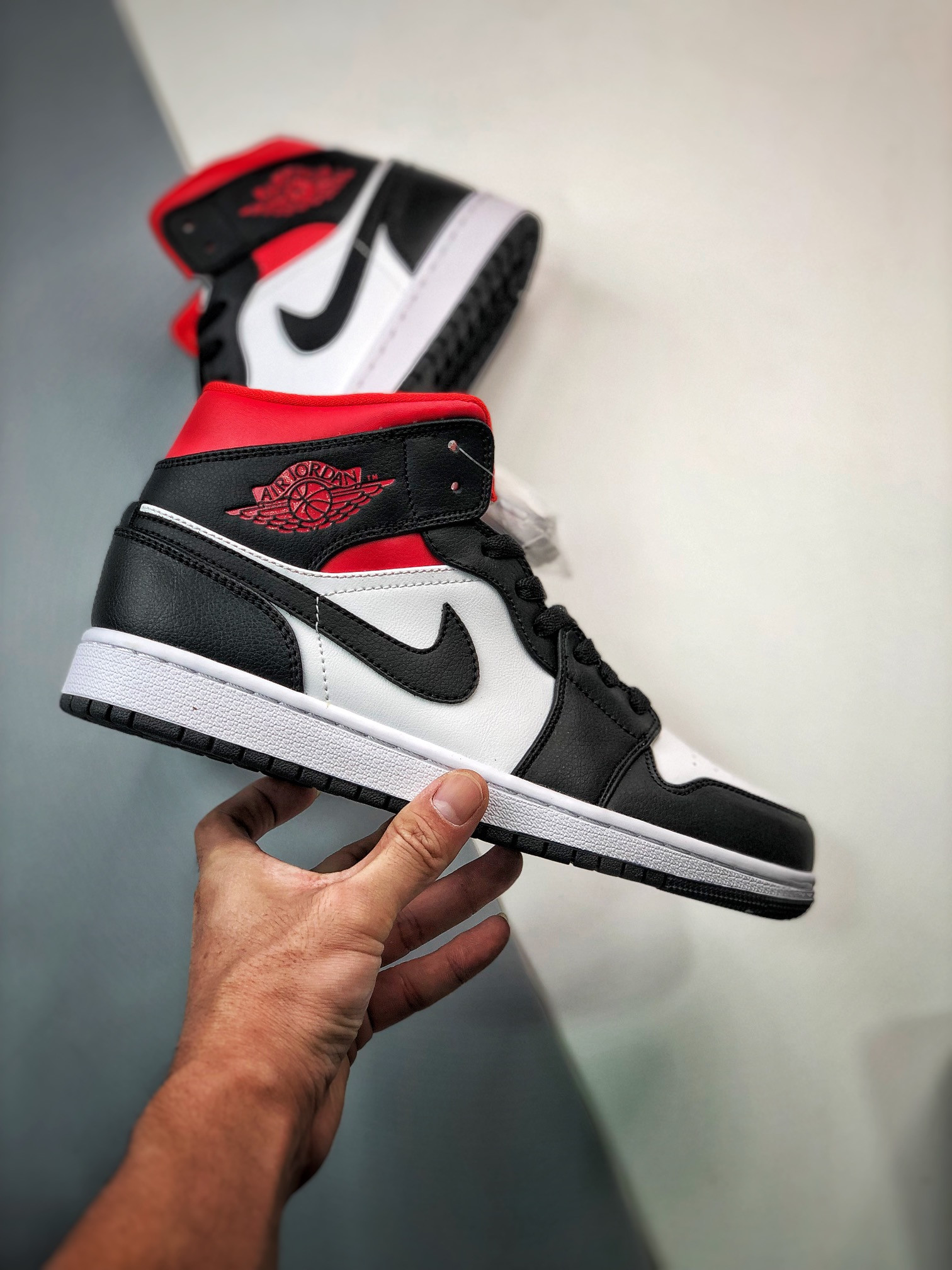 Air Jordan 1 Mid Black Gym Red BQ6472-061 For Sale