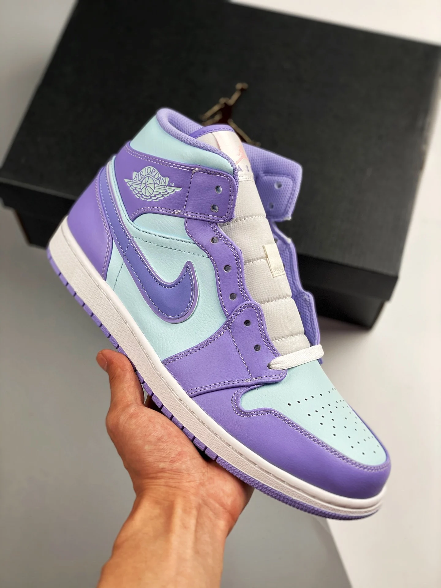 Air Jordan 1 Mid Purple Aqua Blue 554724-500 For Sale