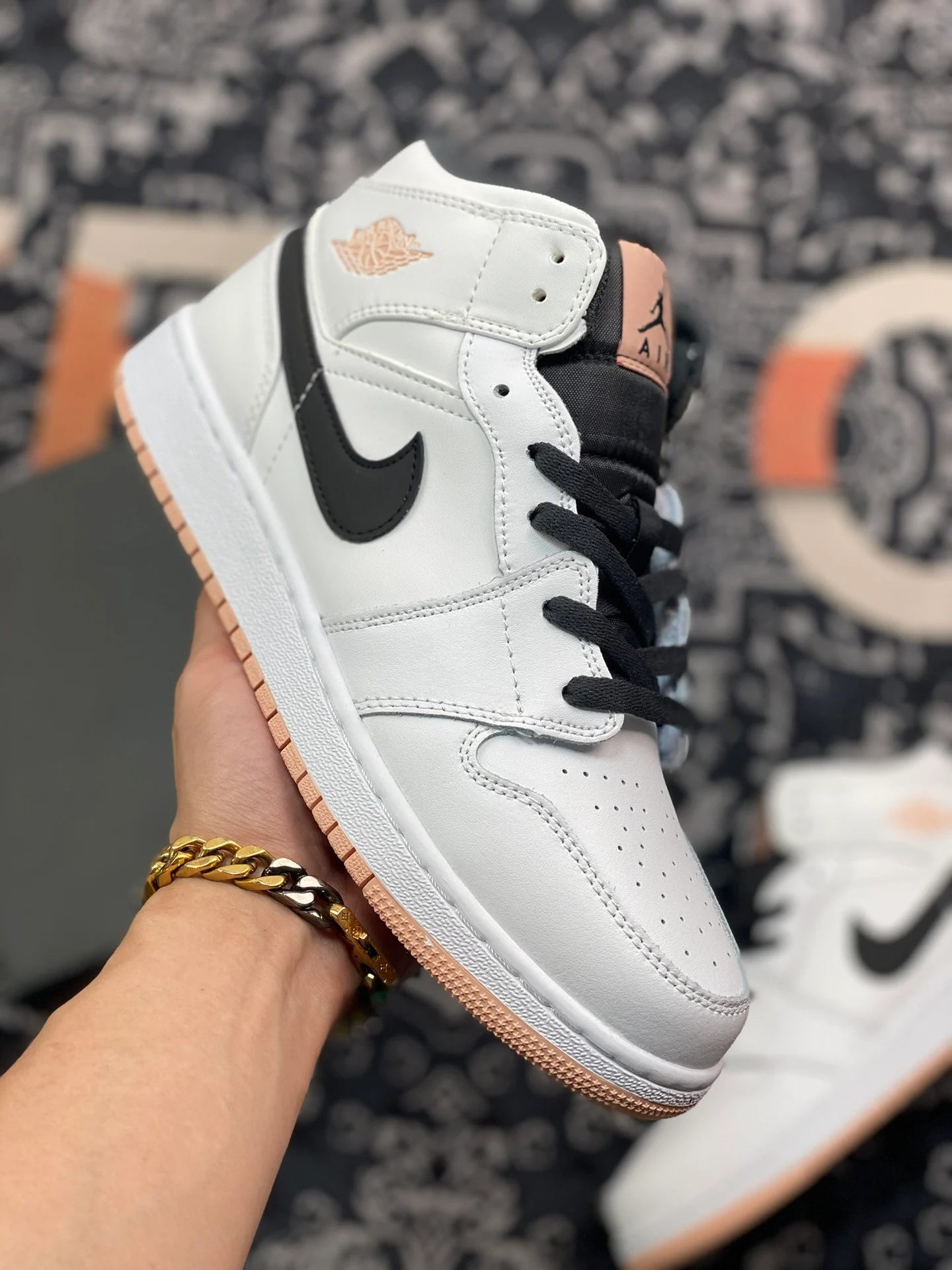 Air Jordan 1 Mid White Anthracite-Arctic Orange For Sale