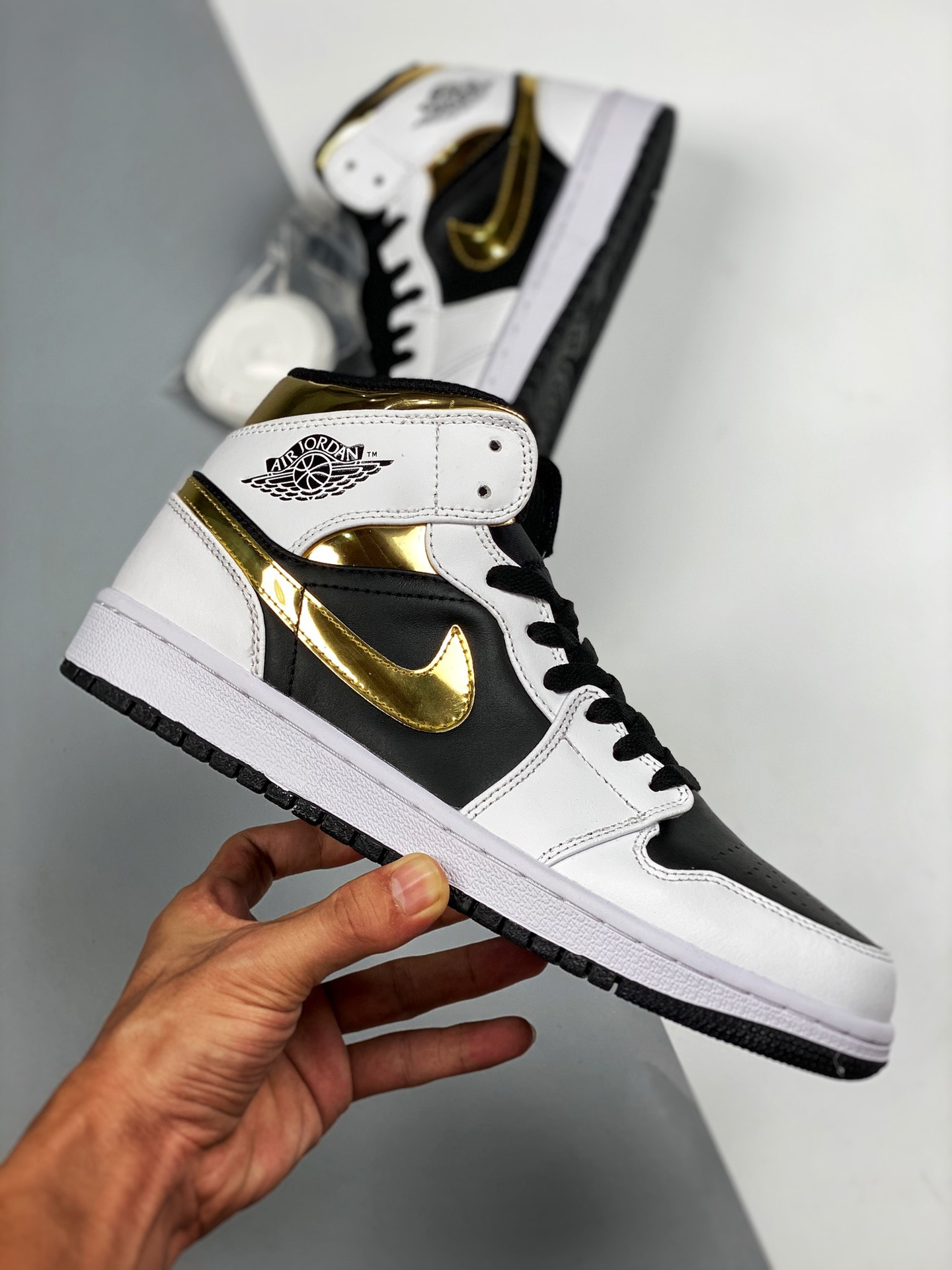 Air Jordan 1 Mid White Black-Metallic Gold For Sale