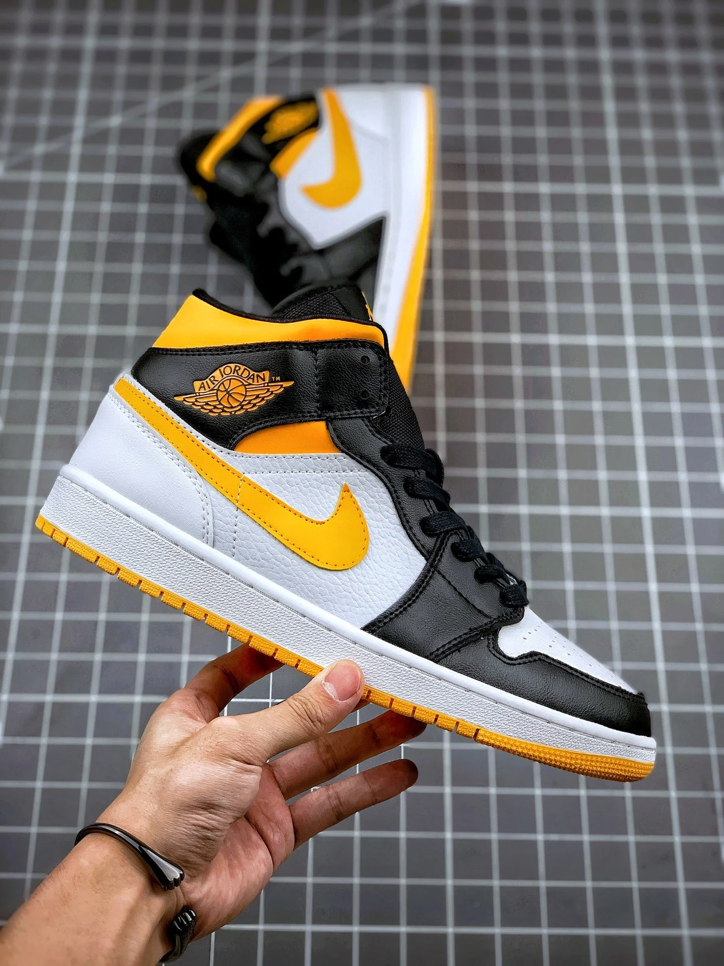 Air Jordan 1 Mid White Laser Orange-Black CV5276-107 For Sale