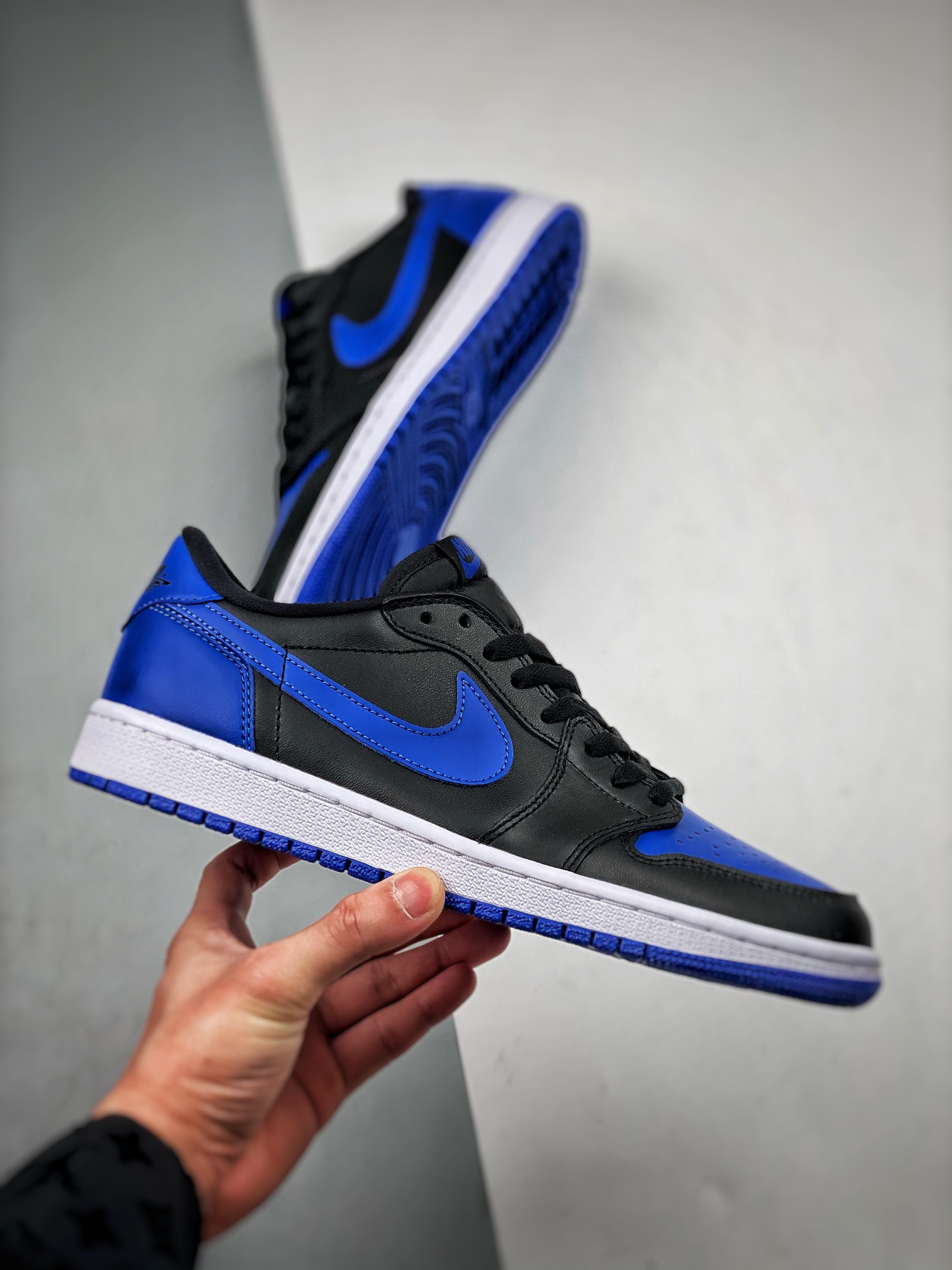 Air Jordan 1 Retro Low OG Black Varsity Royal-Sail 705329-004 For Sale