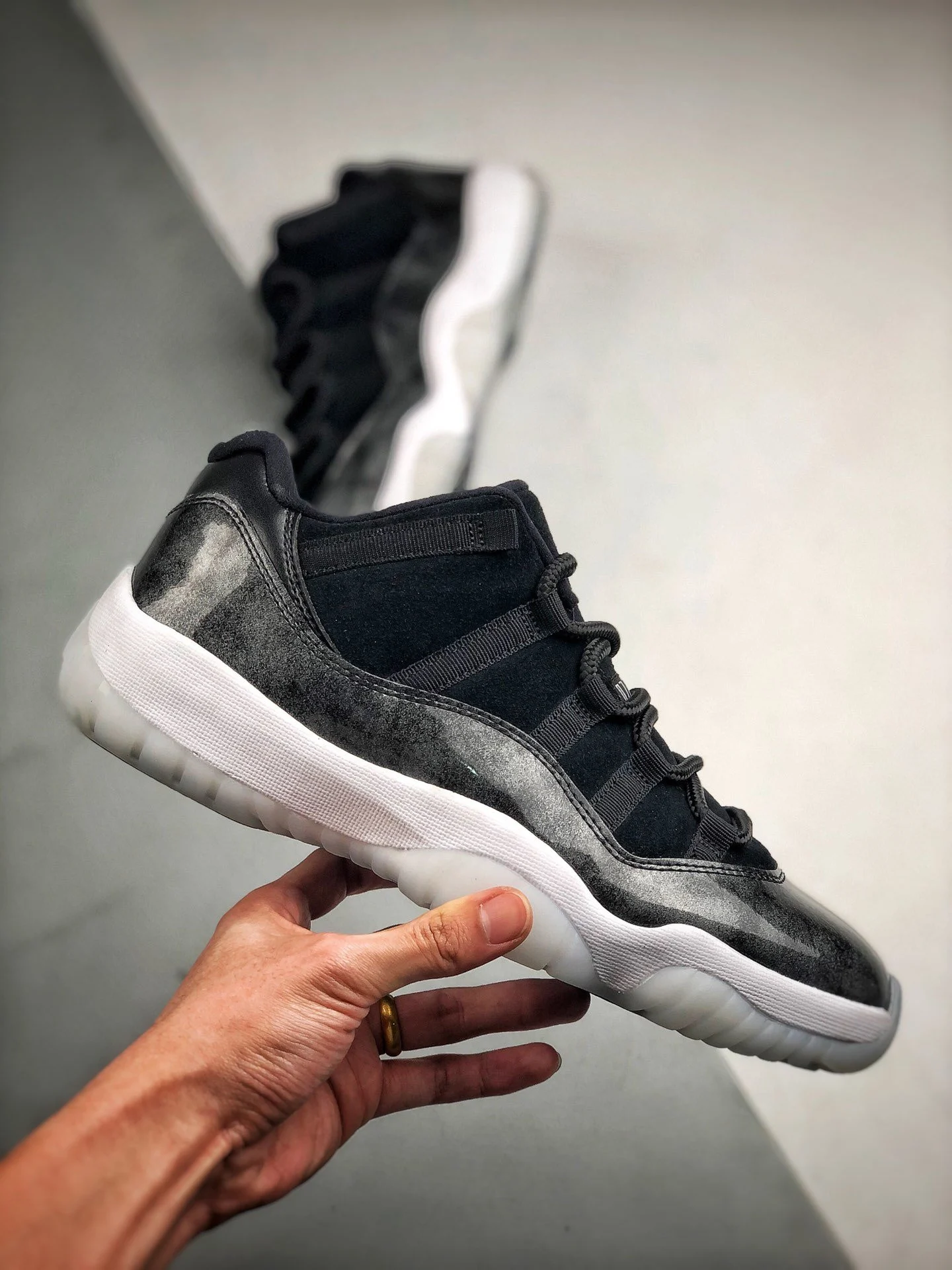 Air Jordan 11 Low Barons Black Metallic Silver-White For Sale