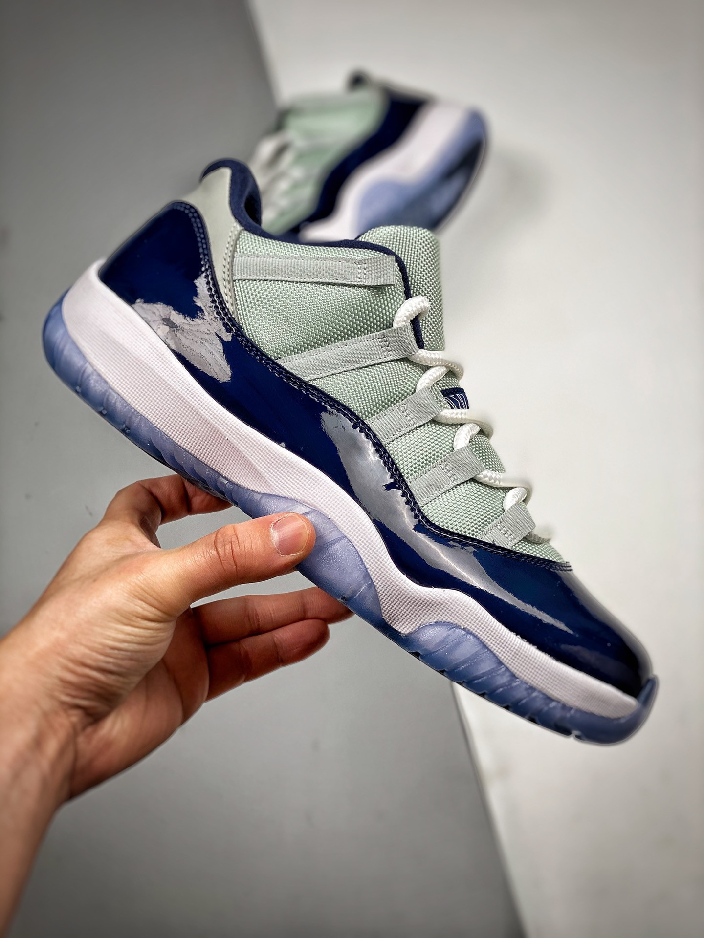 Air Jordan 11 Low Georgetown Grey Mist White-Midnight Navy For Sale