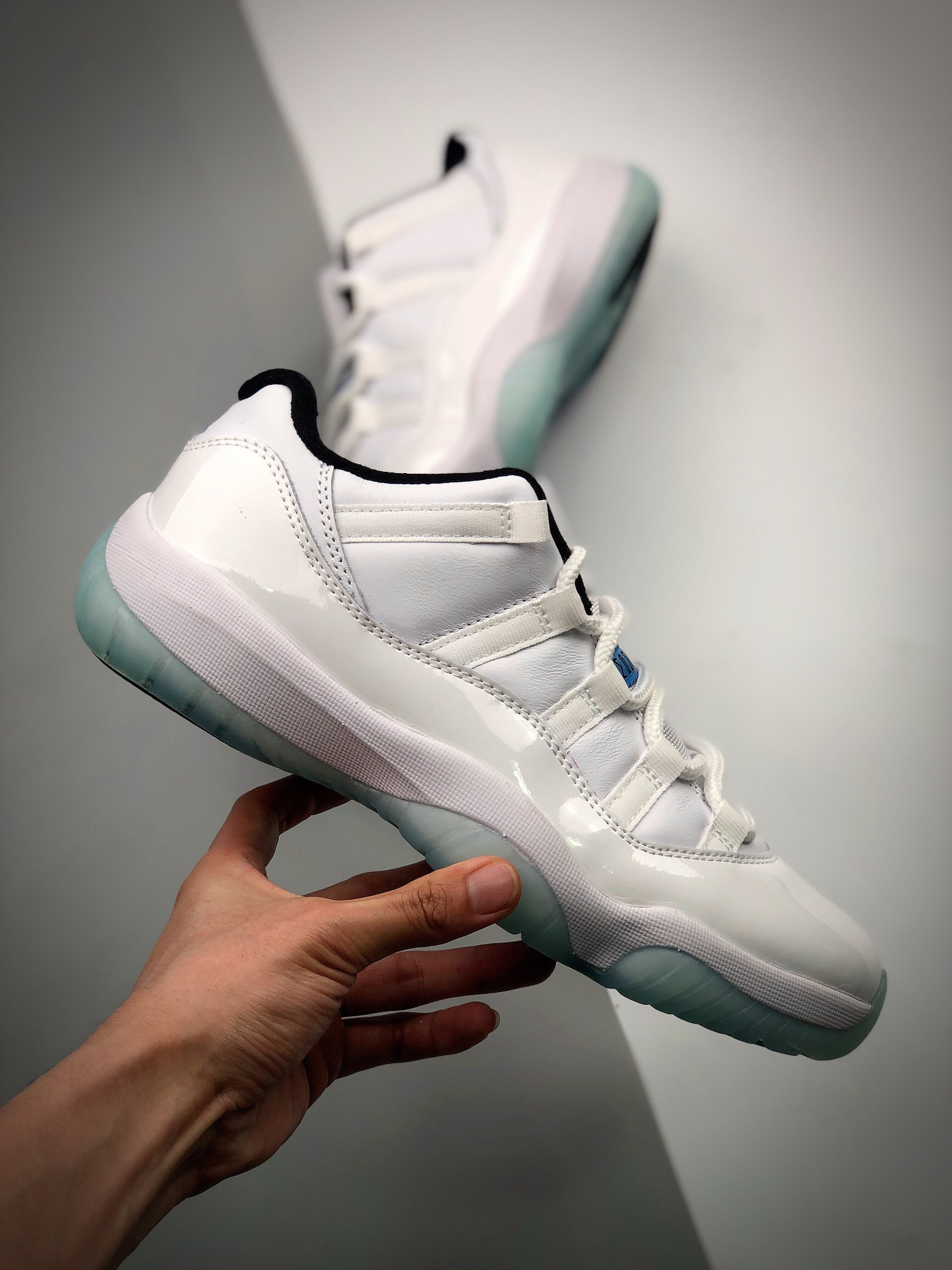 Air Jordan 11 Low Legend Blue AV2187-117 For Sale