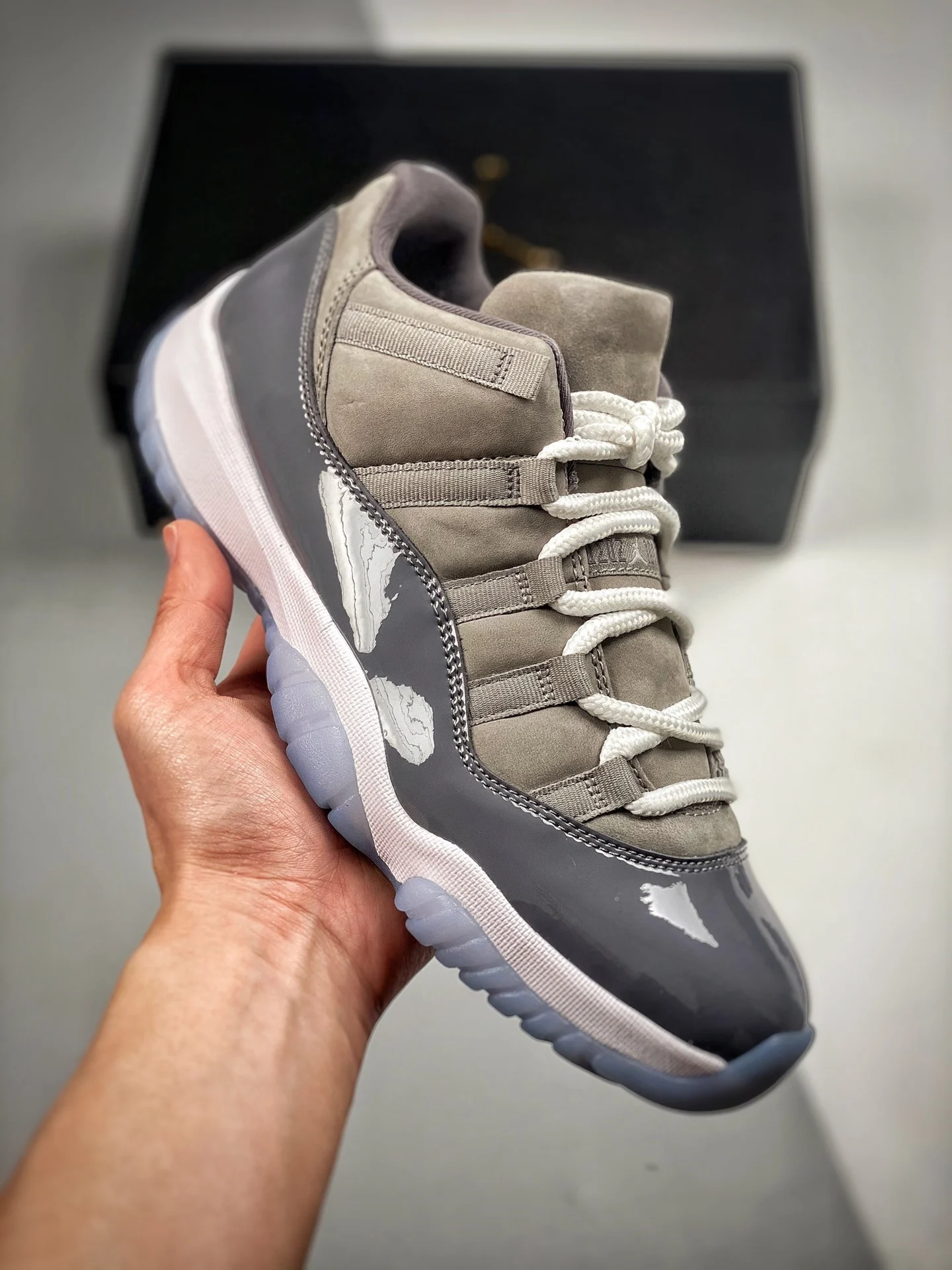 Air Jordan 11 Retro Low Cool Grey 528895-003 For Sale