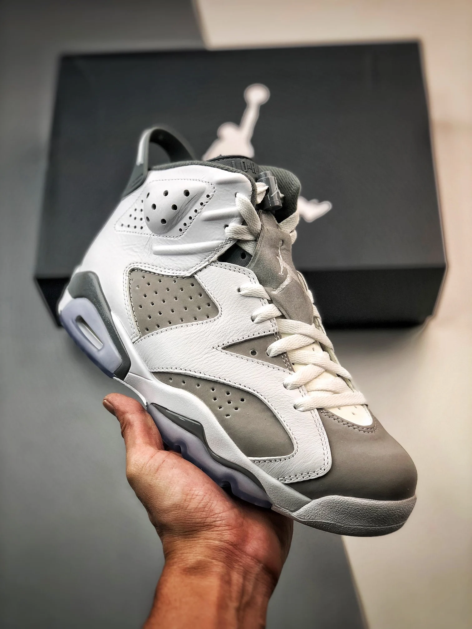 Air Jordan 6 White Medium Grey-Cool Grey CT8529-100 For Sale