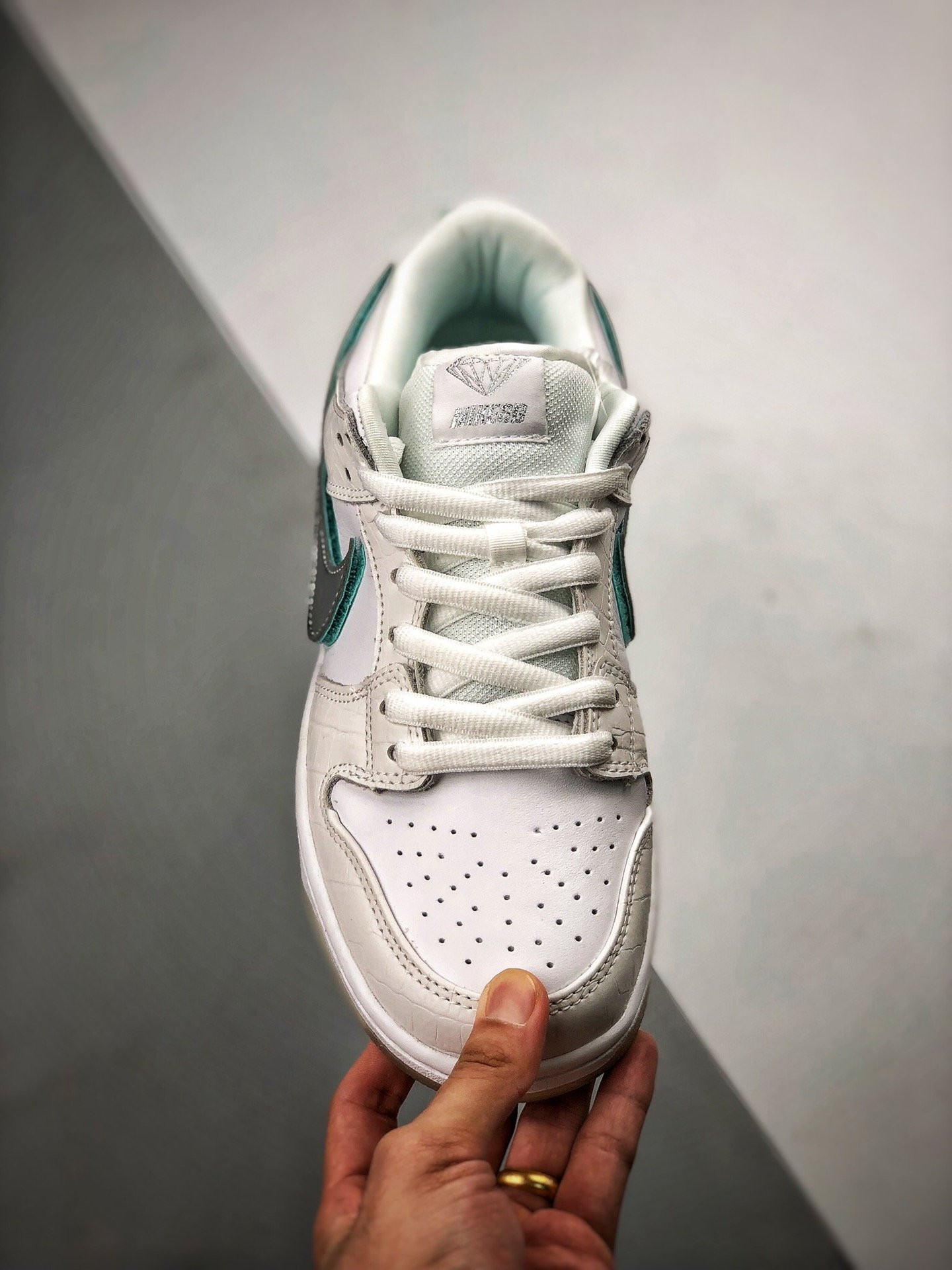 Diamond x Nike SB Dunk Low White For Sale