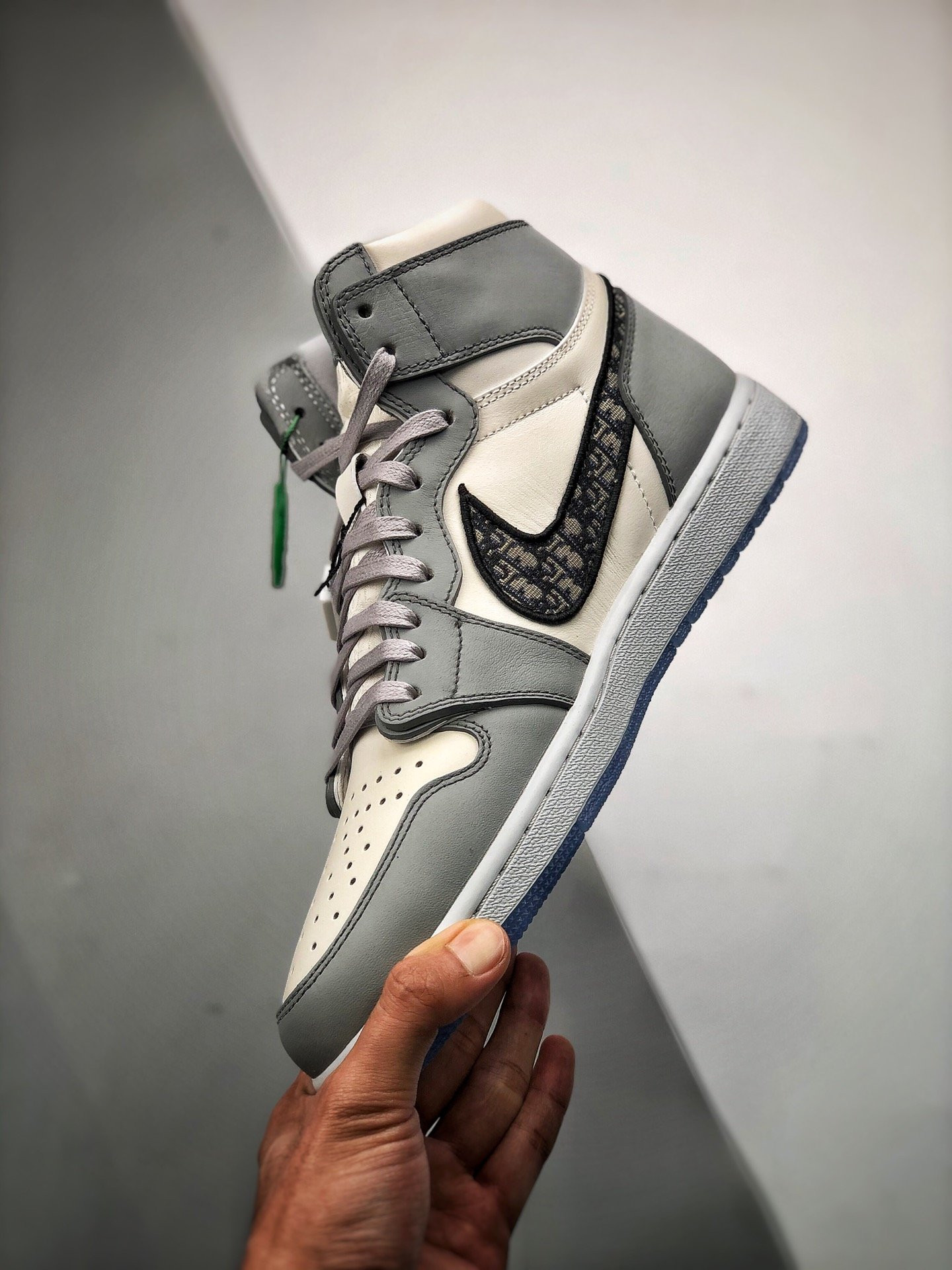 Dior x Air Jordan 1 High OG Wolf Grey Sail-Photon Dust-White For Sale