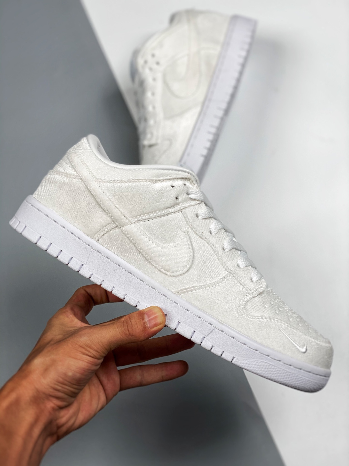 Dover Street Market x Nike Dunk Low Triple White DH2686-100 For Sale