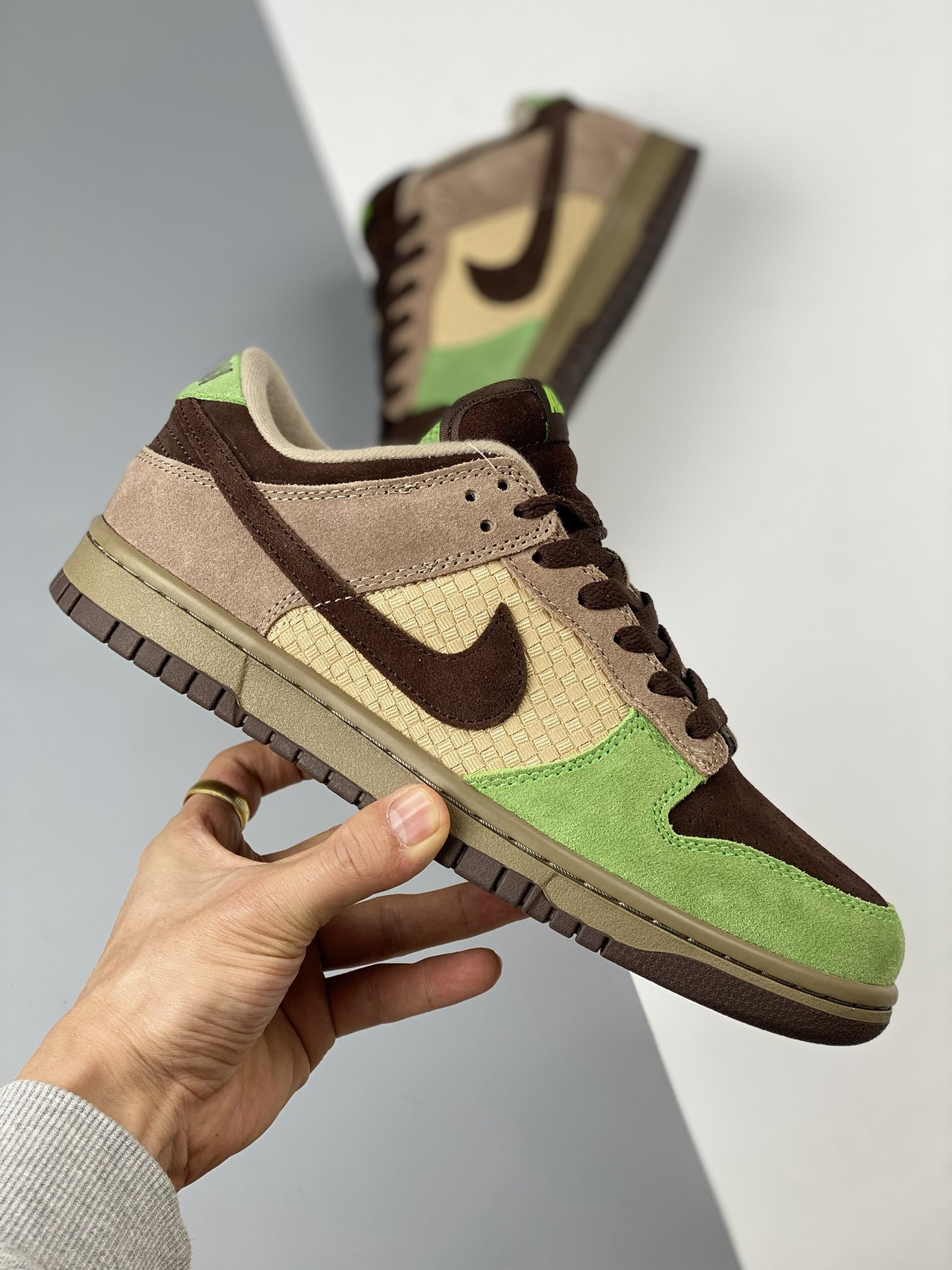 Kickshawaii x Nike Dunk Low Aloha Khaki Brown-Mean Green For Sale