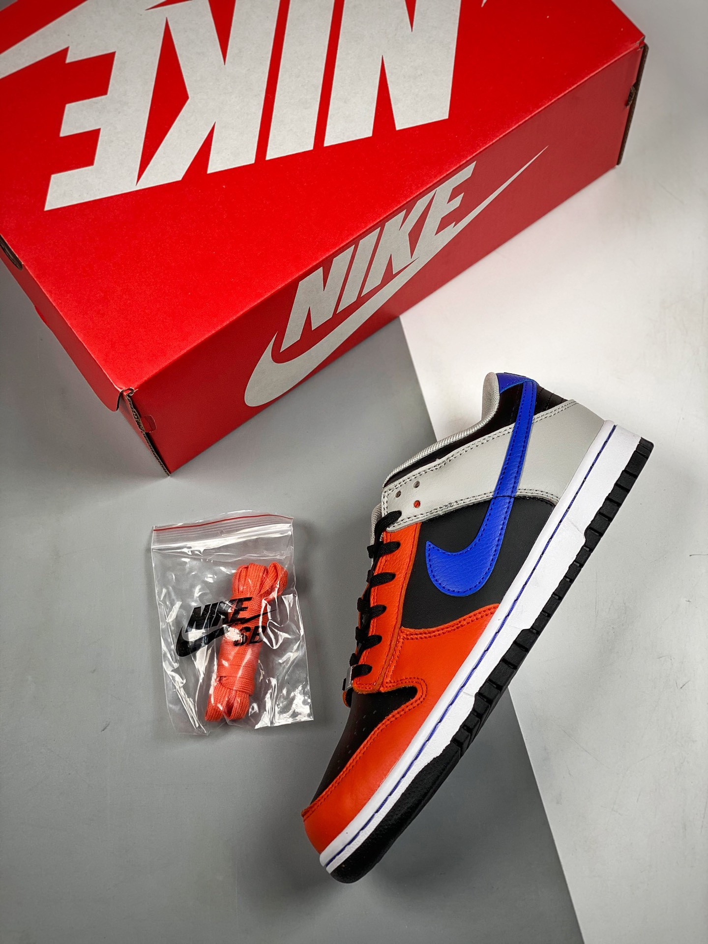 NBA x Nike Dunk Low EMB Knicks Black Racer Blue-Grey Fog-Orange For Sale