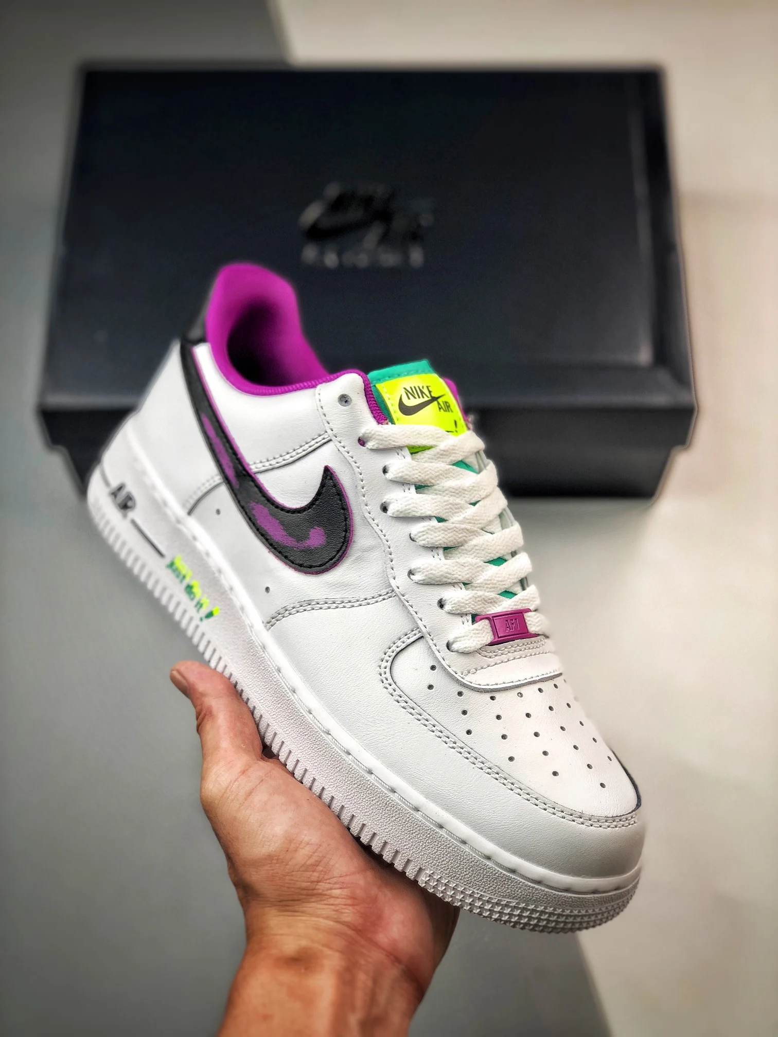 Nike Air Force 1 Just Do It! DX3933-100 For Sale