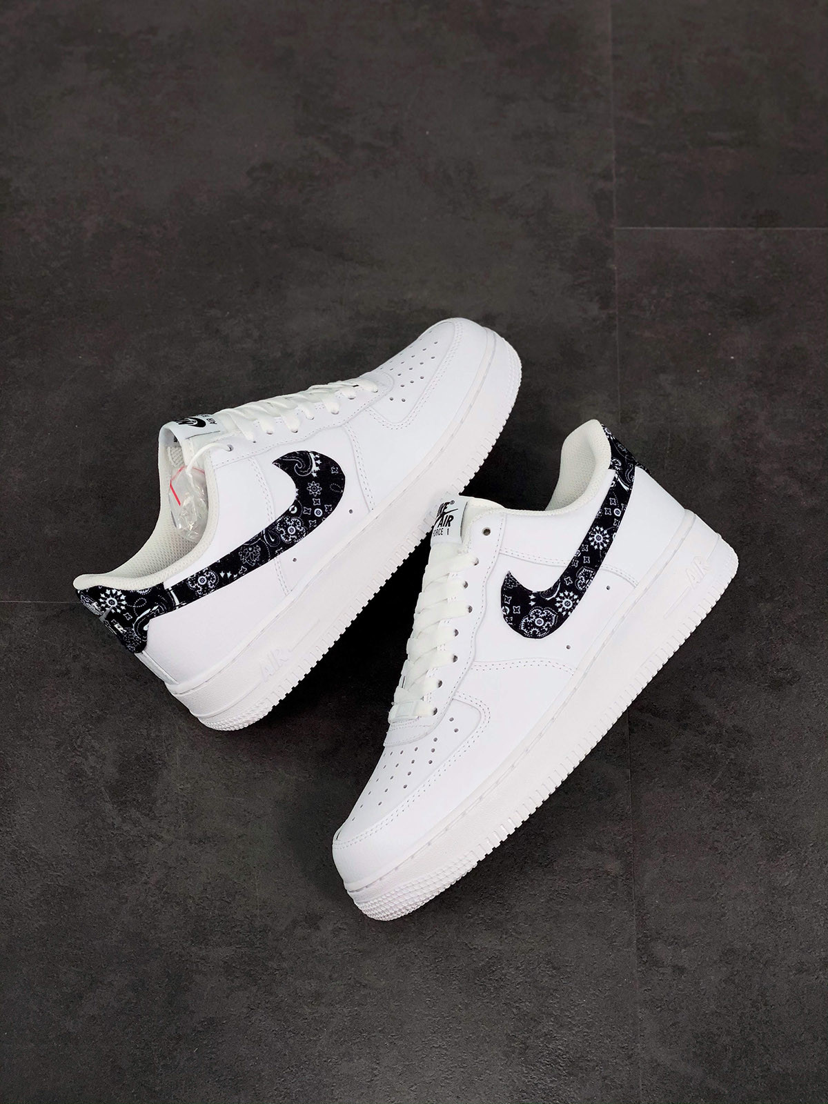 Nike Air Force 1 Low Black Paisley White Black For Sale