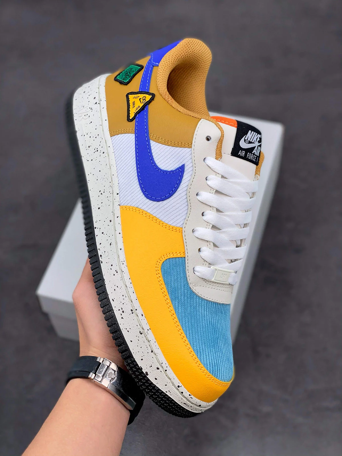 Nike Air Force 1 University Gold Light Bone Starfish Lapis For Sale