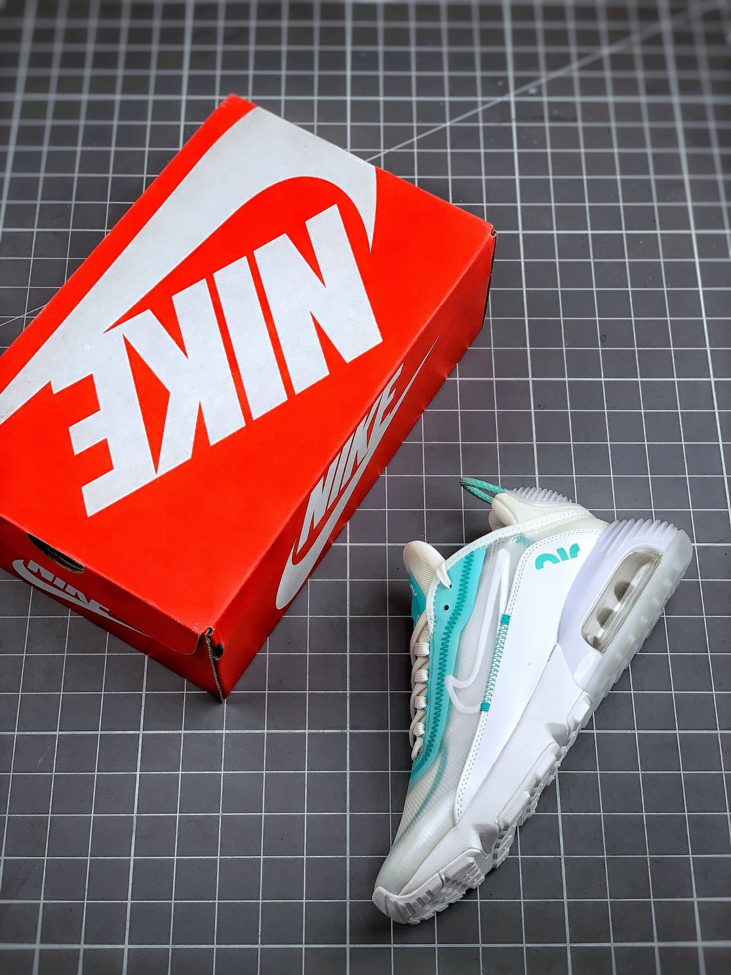 Nike Air Max 2090 Sail White-Aurora Green BV9977-102 On Sale