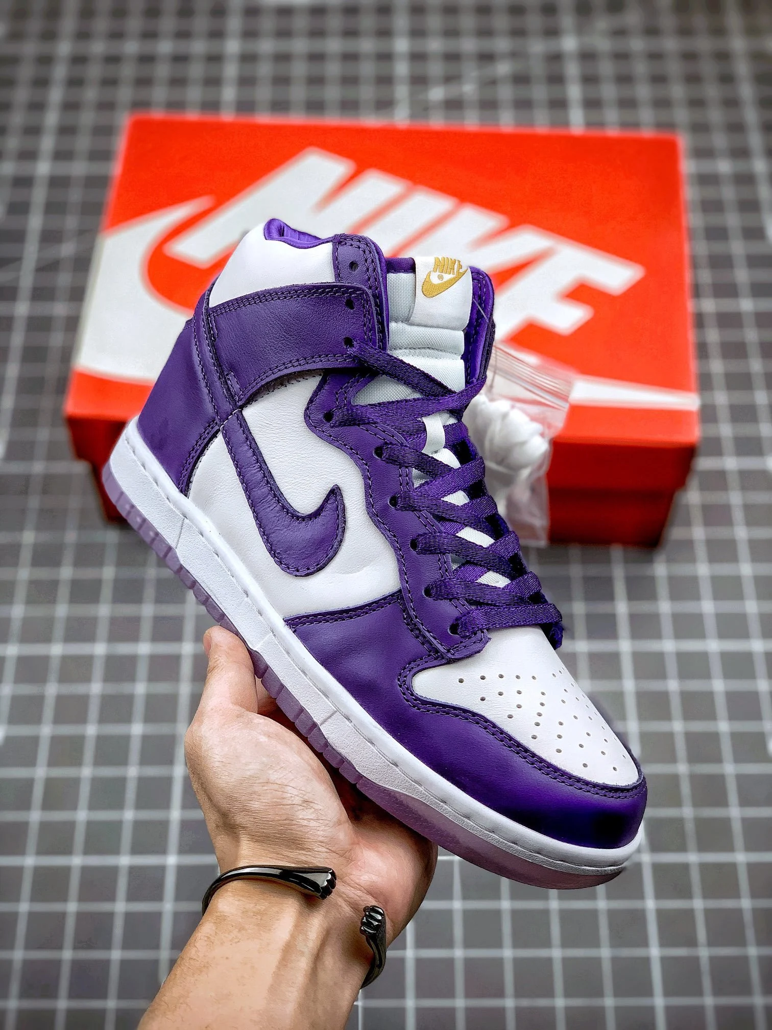 Nike Dunk High White Varsity Purple DC5382-100 For Sale