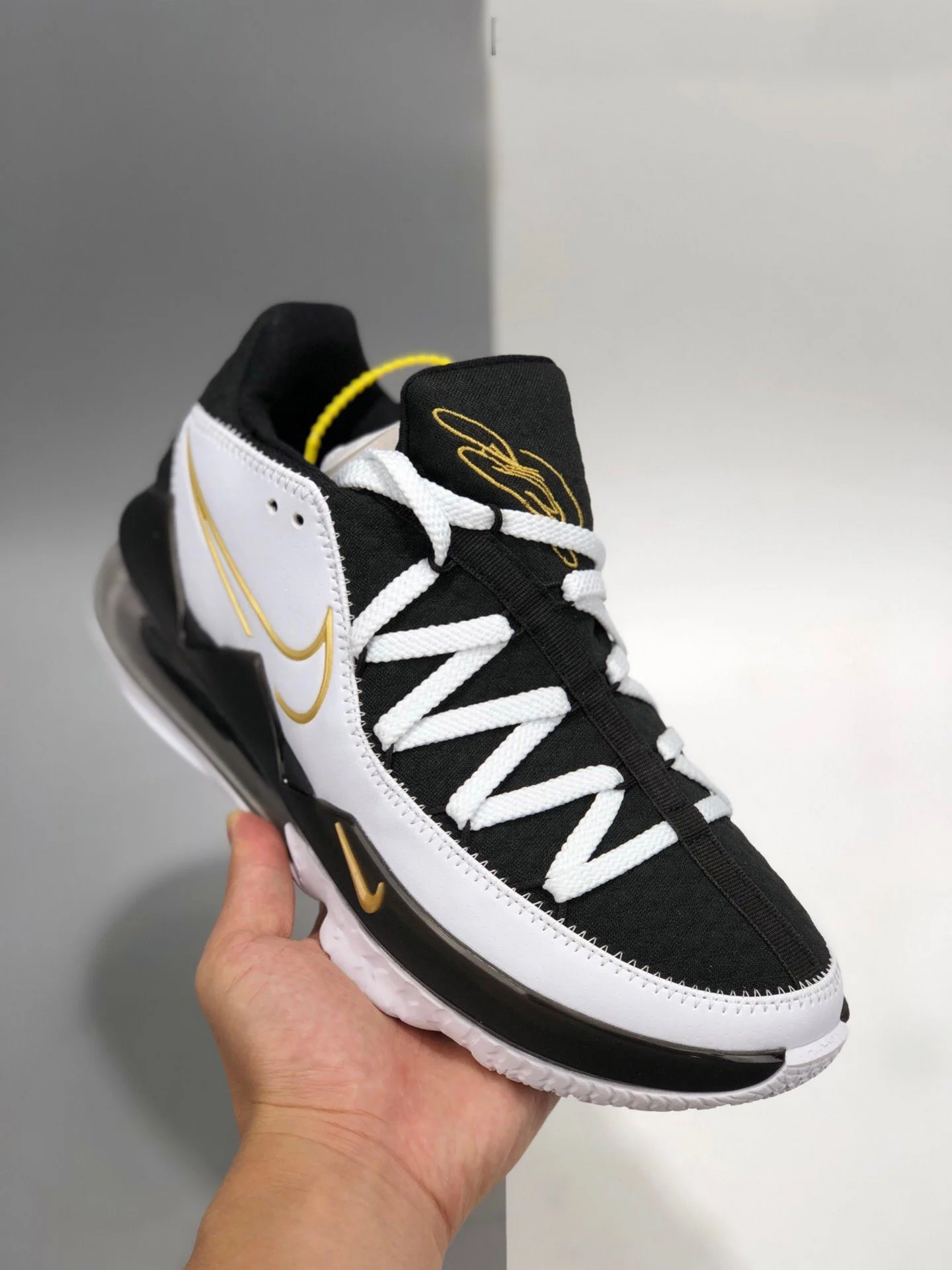 Nike LeBron 17 Low White Metallic Gold-Black For Sale