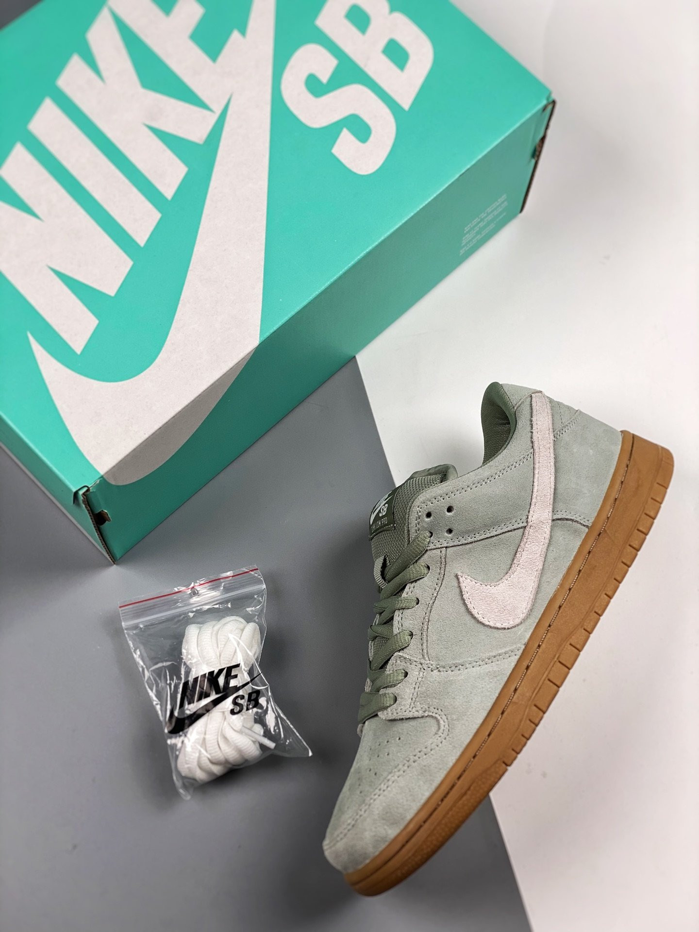 Nike SB Dunk Low Island Green BQ6817-300 For Sale