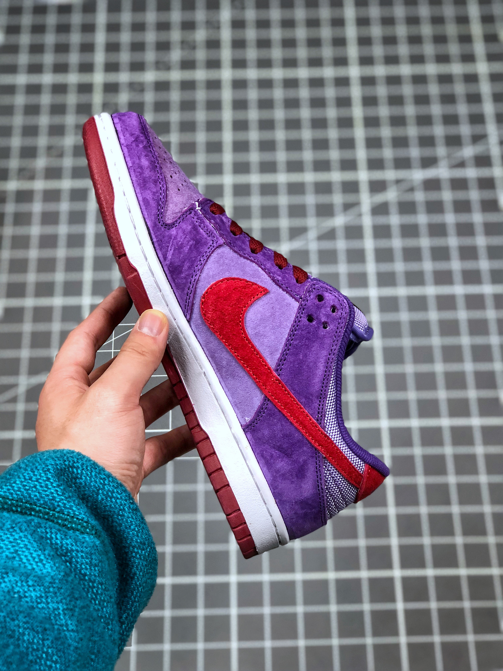 Nike SB Dunk Low SP Daybreak Barn-Plum CU1726-500 For Sale