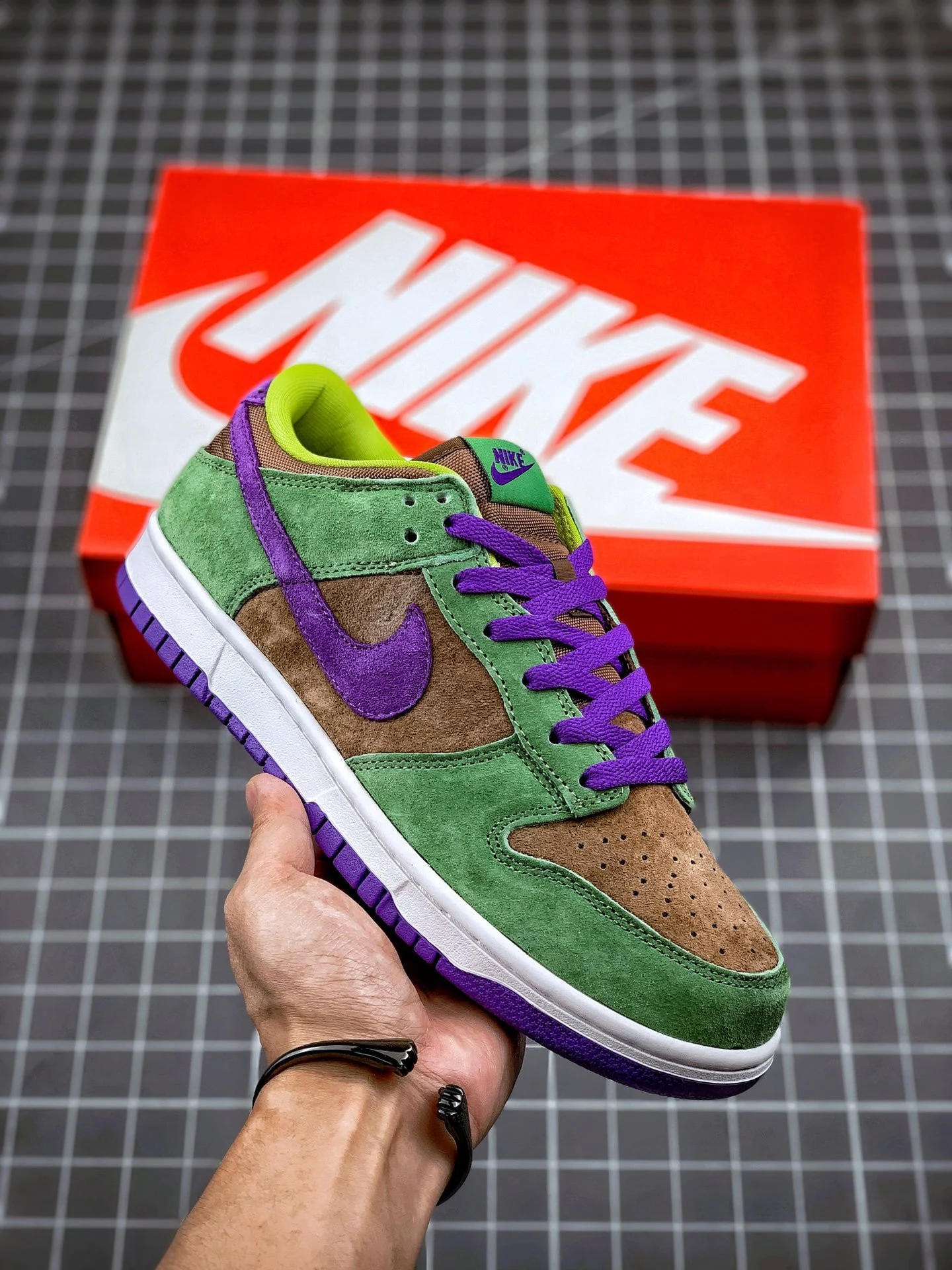 Nike SB Dunk Low SP Veneer DA1469-200 For Sale