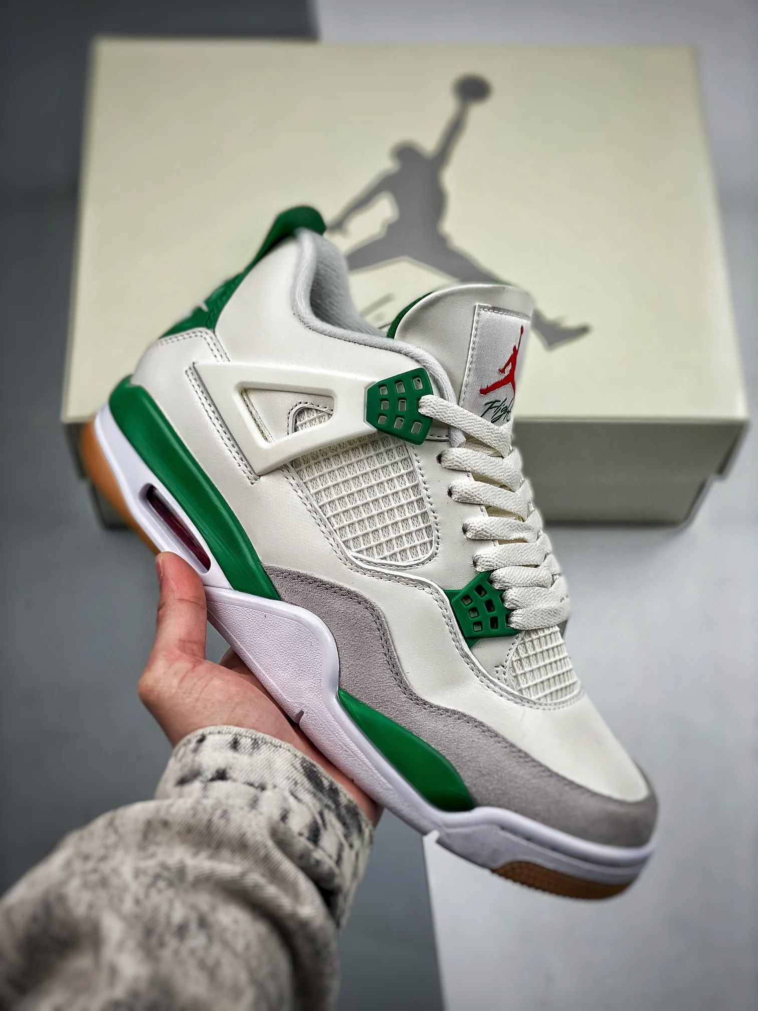 Nike SB x Air Jordan 4 Sail Pine Green-Neutral Grey DR5415-103 For Sale