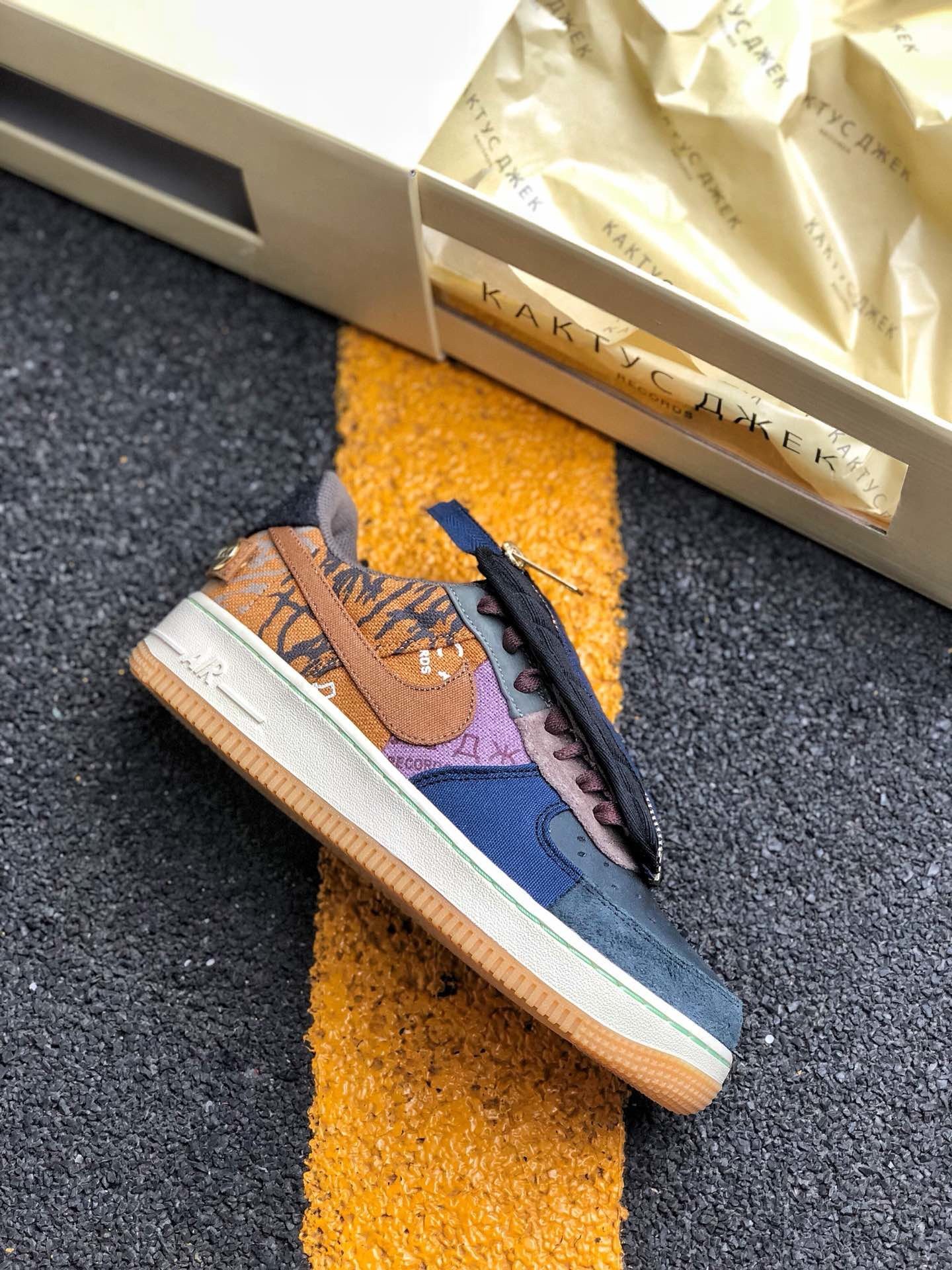 Travis Scott x Nike Air Force 1 Low Multi-Color Muted Bronze-Fossil For Sale