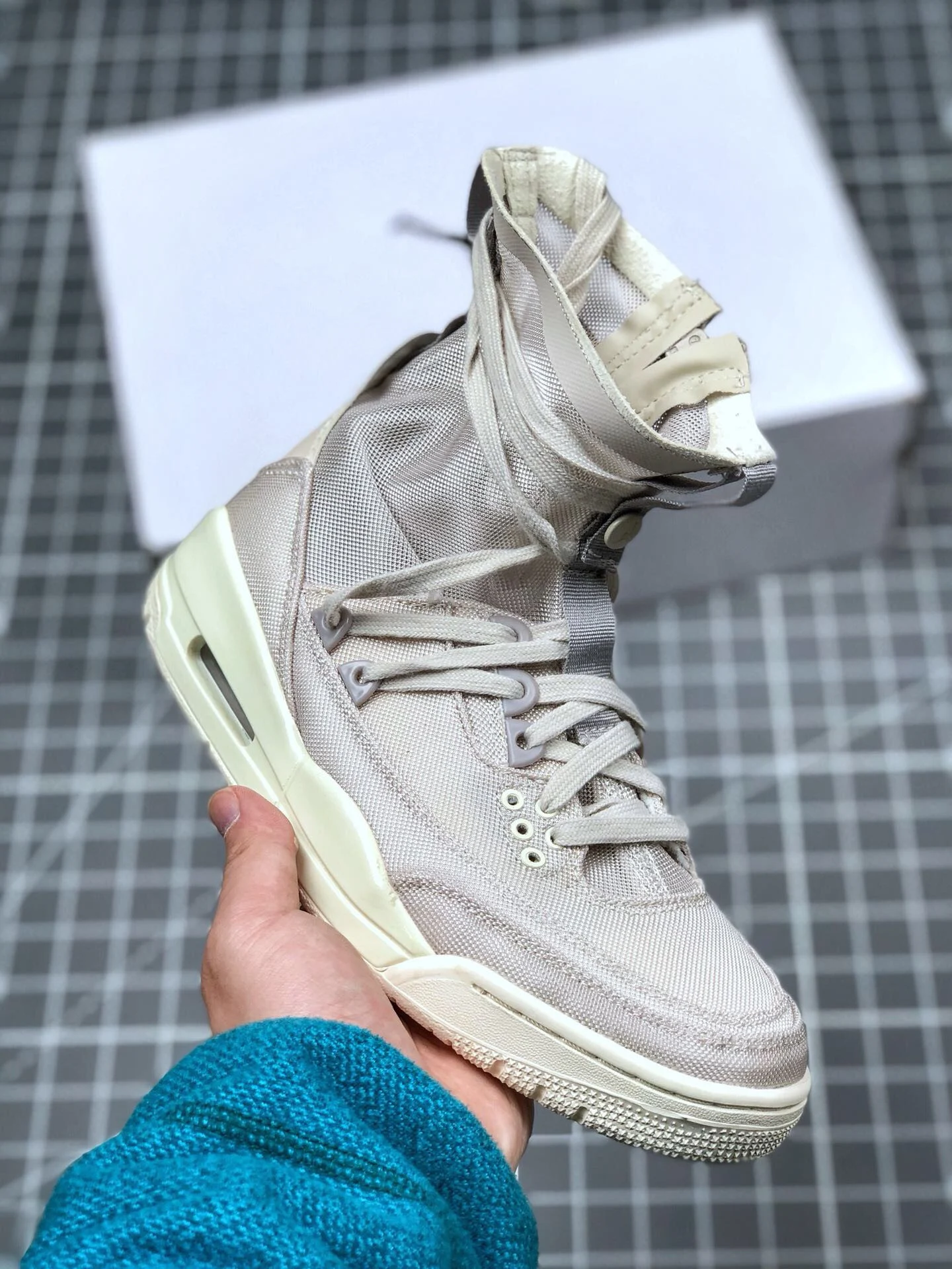 Air Jordan 3 Retro Explorer Lite Desert Sand For Sale