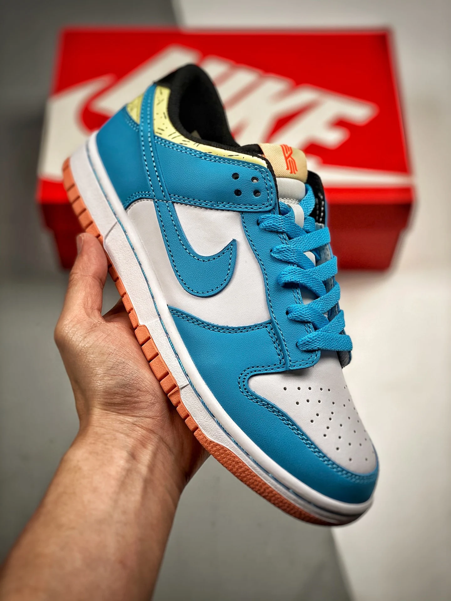 Kyrie Irving x Nike Dunk Low Baltic Blue White DN4179-400 For Sale