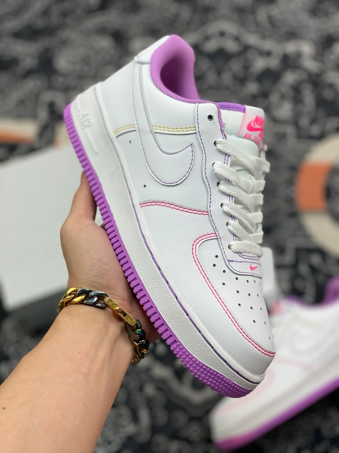 Nike Air Force 1 Low GS Contrast Stitch Fuchsia Glow For Sale