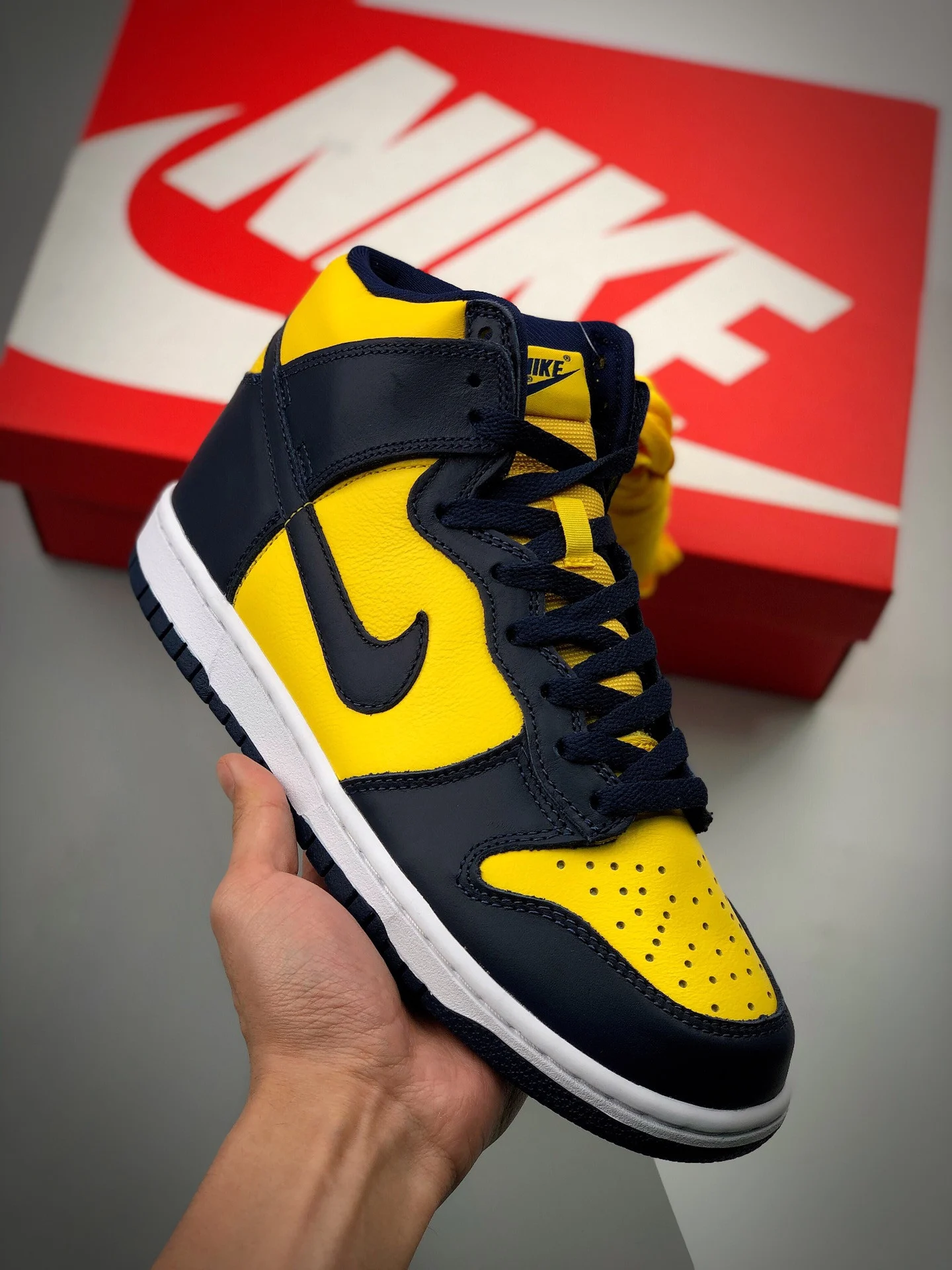 Nike Dunk High Michigan Varsity Maize Midnight Navy For Sale