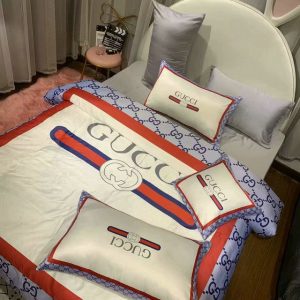 Gucci Logo Brand Bedding Set Luxury Bedroom Home Decor Bedspread