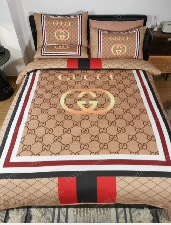 Gucci Logo Brand Bedding Set Luxury Home Decor Bedspread Bedroom