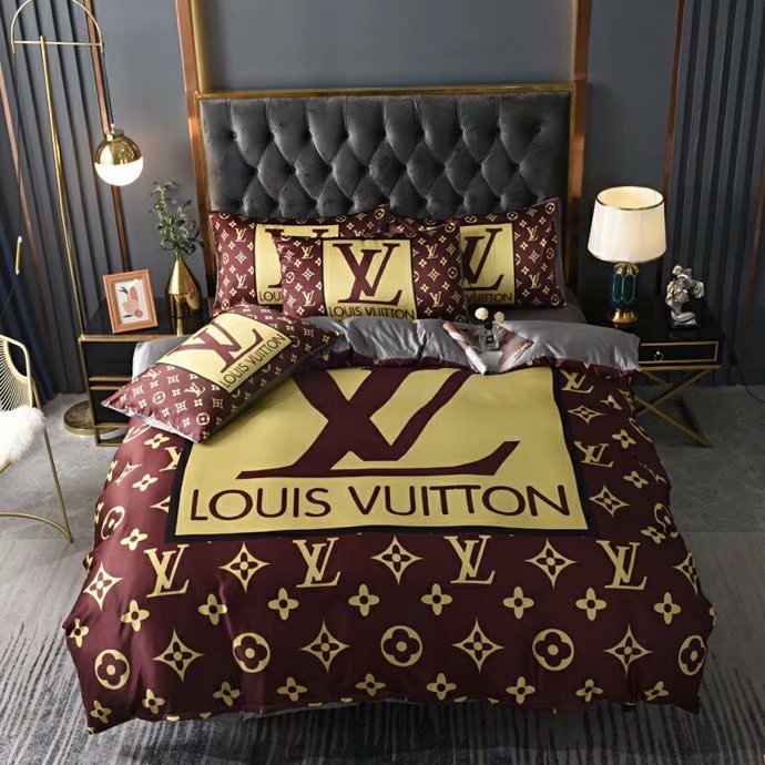 Louis Vuittongoldth.Com Logo Brand Bedding Set Bedroom Home Decor Bedspread Luxury