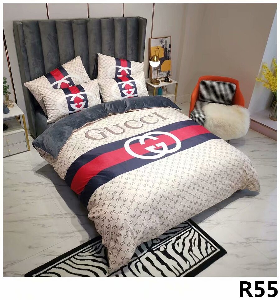 Gucci Logo Brand Bedding Set Bedspread Bedroom Home Decor Luxury