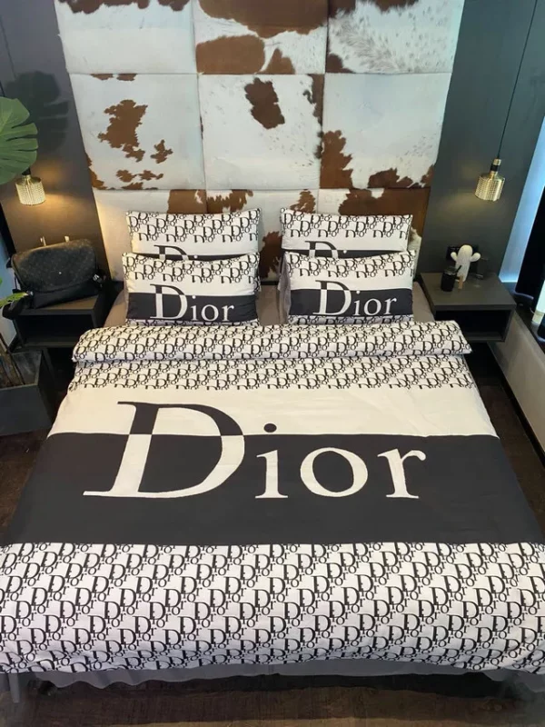 Dior Logo Brand Bedding Set Home Decor Bedspread Luxury Bedroom