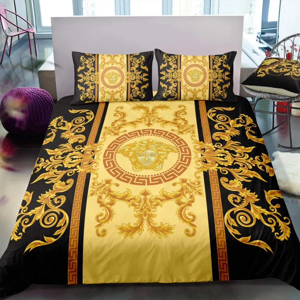 Versace Gold Logo Brand Bedding Set Bedspread Luxury Home Decor Bedroom