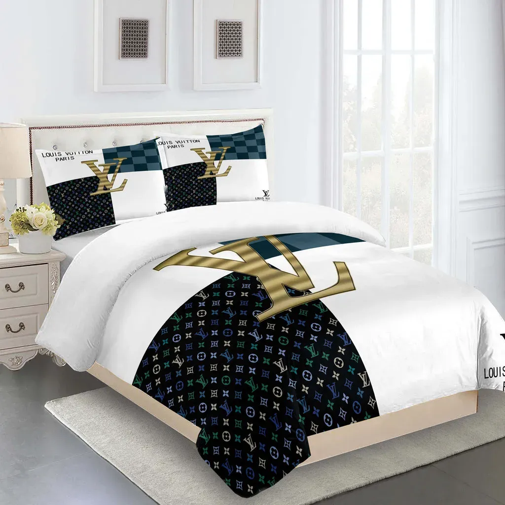 Louis Vuitton Logo Brand Bedding Set Luxury Bedspread Bedroom Home Decor