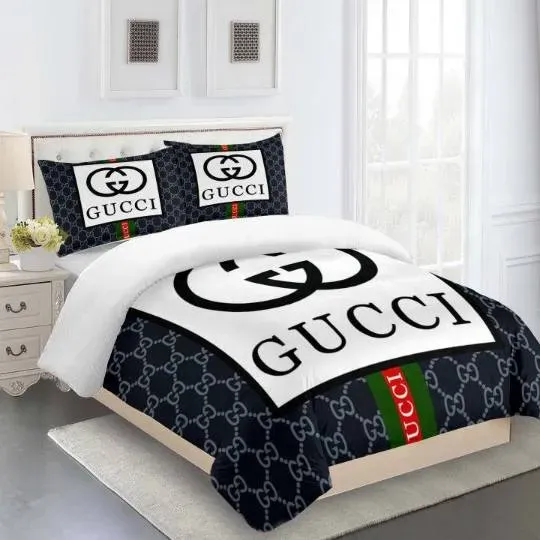 Gucci Logo Brand Bedding Set Bedspread Home Decor Bedroom Luxury