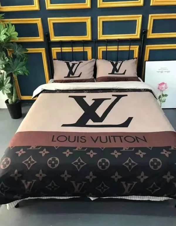 Louis Vuitton Logo Brand Bedding Set Bedroom Bedspread Luxury Home Decor