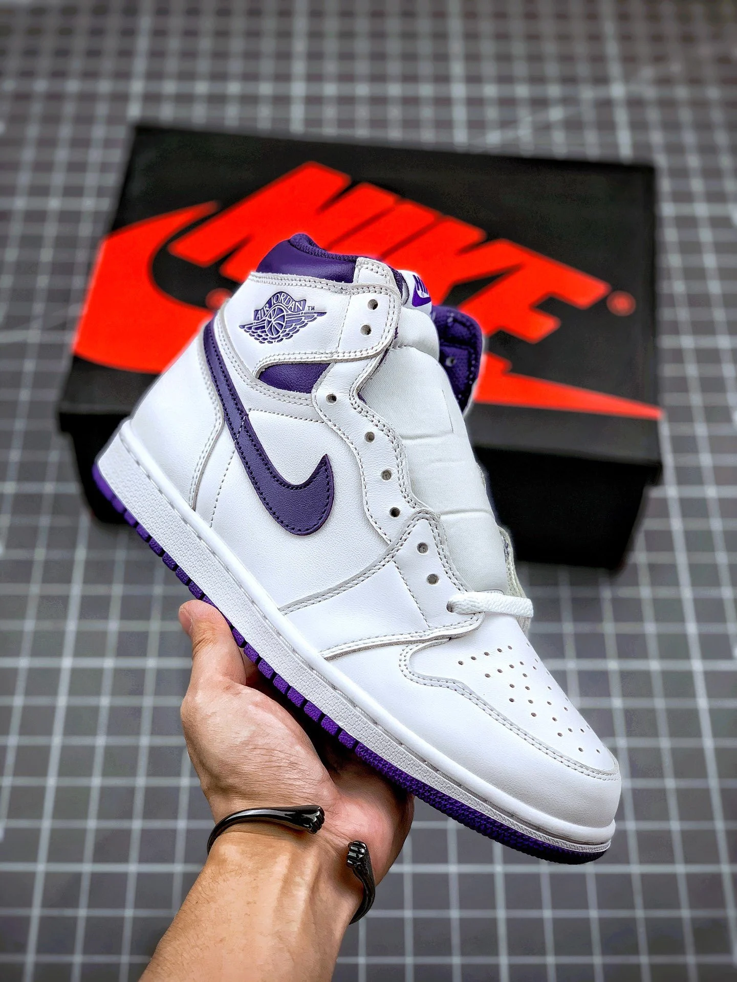 Air Jordan 1 High OG White Court Purple CD0461-151 For Sale