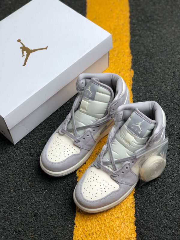 Air Jordan 1 High Premium WMNS Pale Ivory For Sale