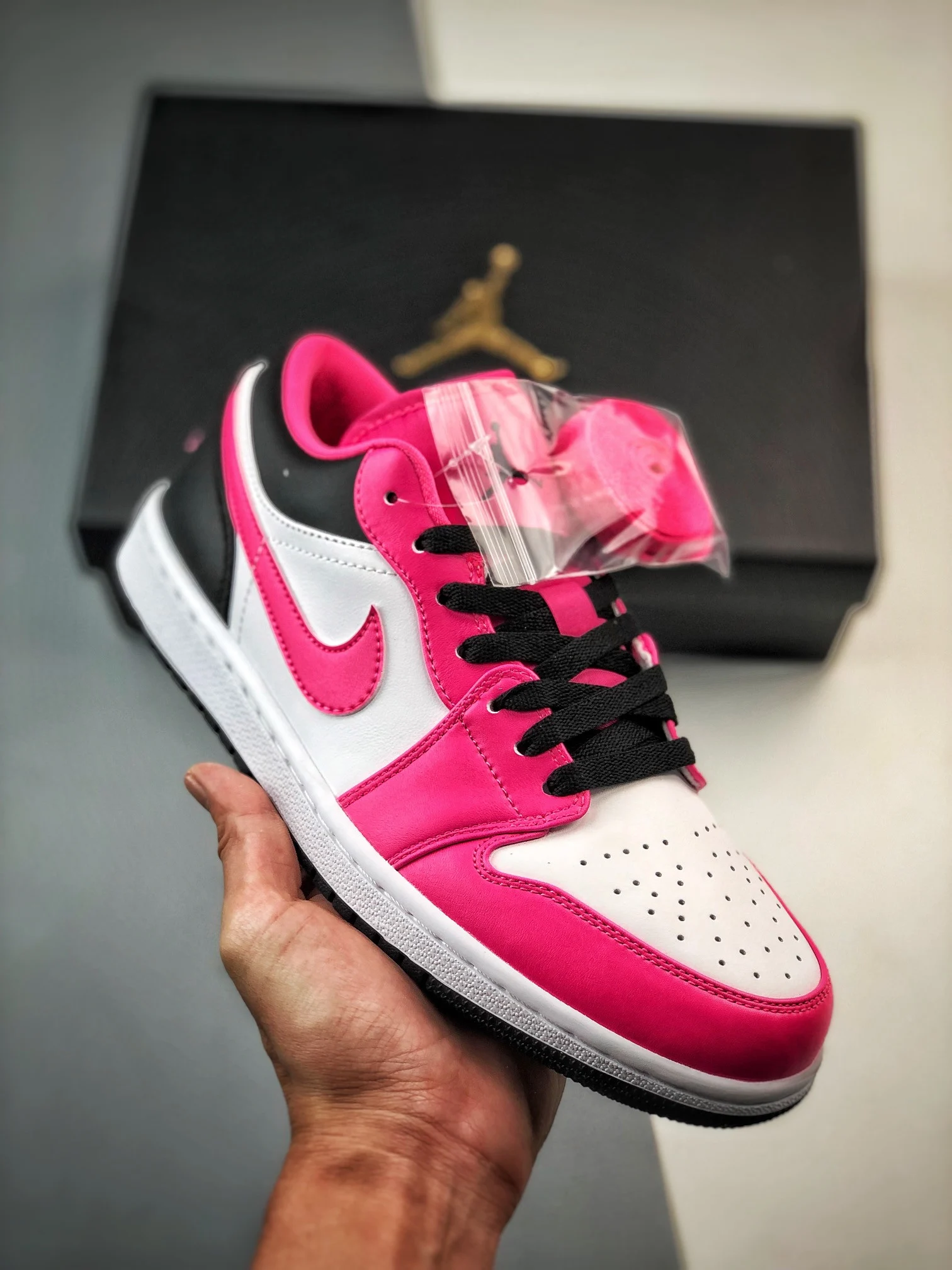 Air Jordan 1 Low Fierce Pink Black White DZ5365-601 For Sale