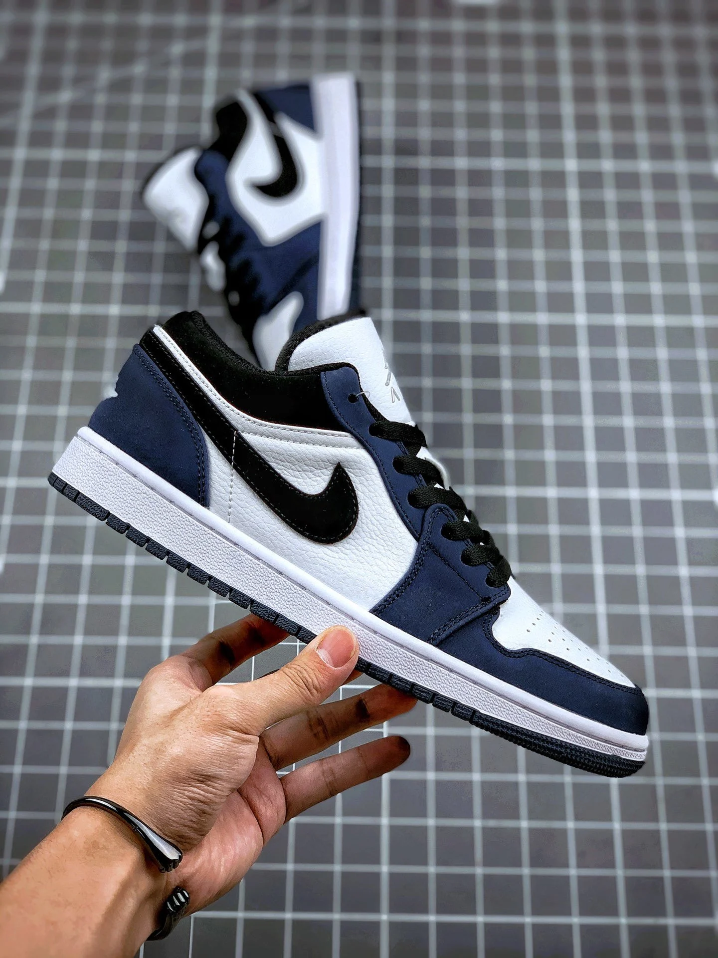 Air Jordan 1 Low White Black-Midnight Navy For Sale