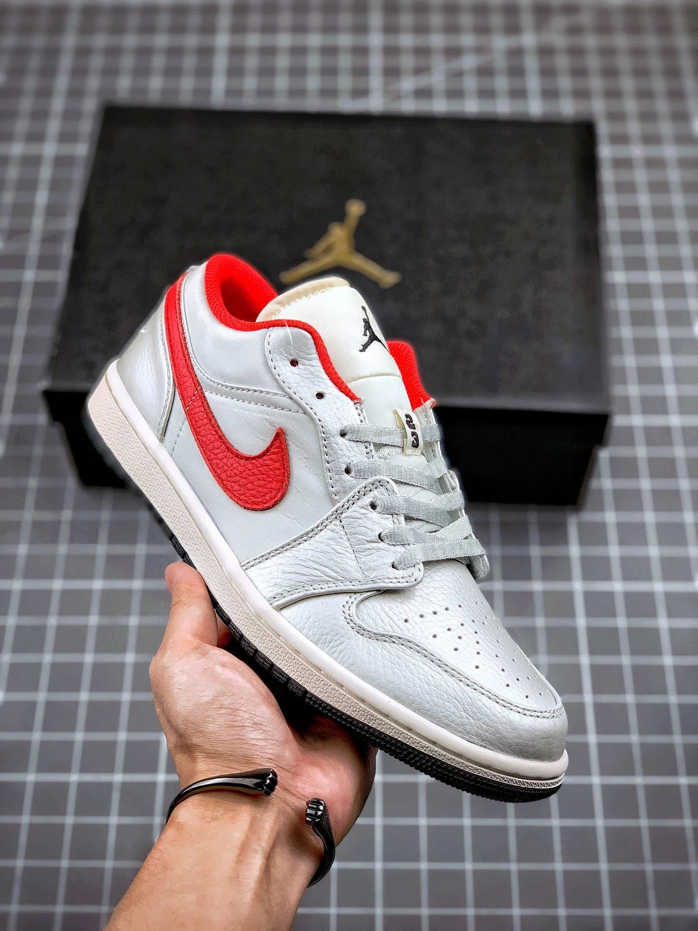 Air Jordan 1 Low White Red DA4668-001 For Sale