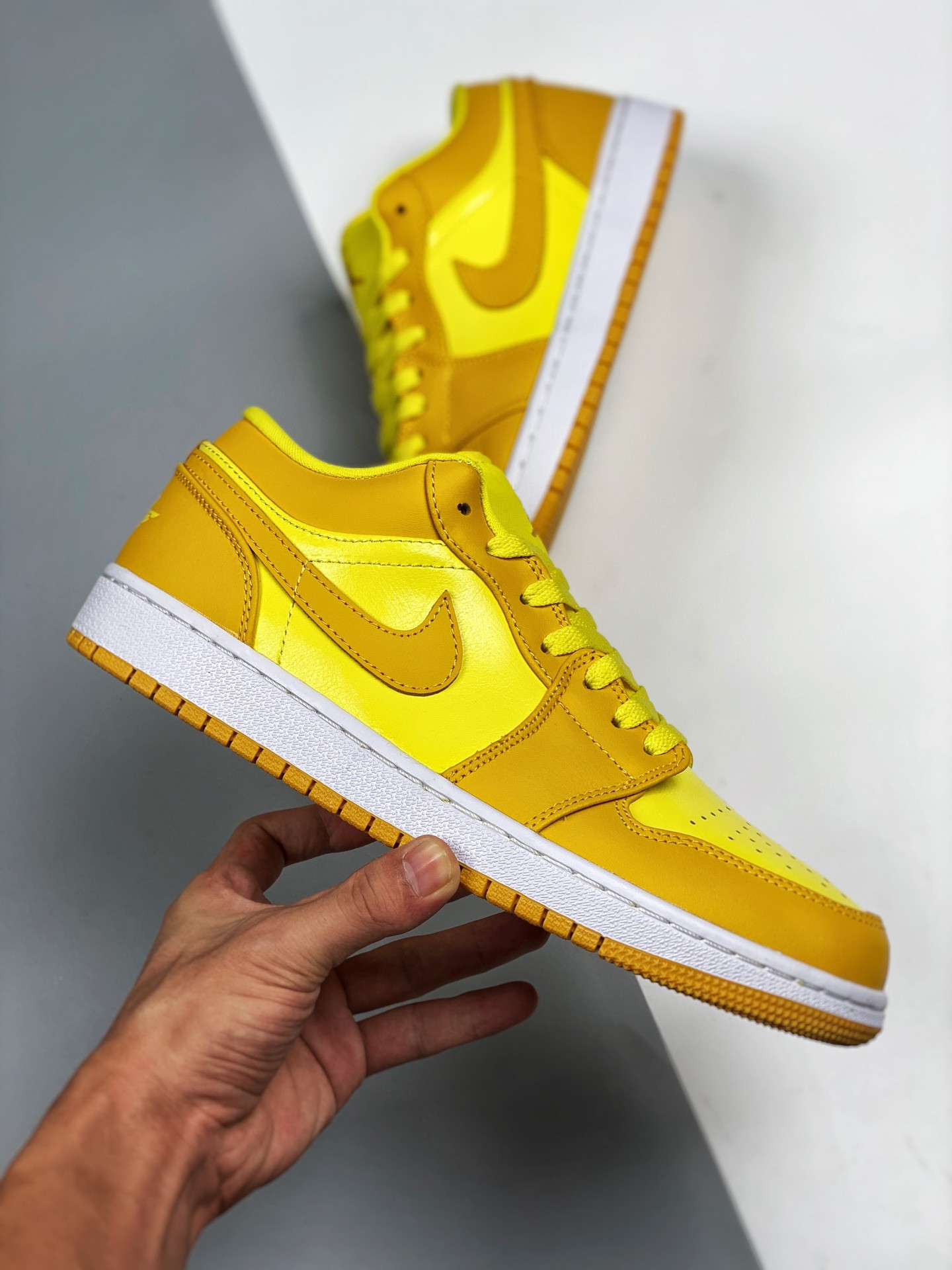 Air Jordan 1 Low Yellow Gold DC0774-700 For Sale