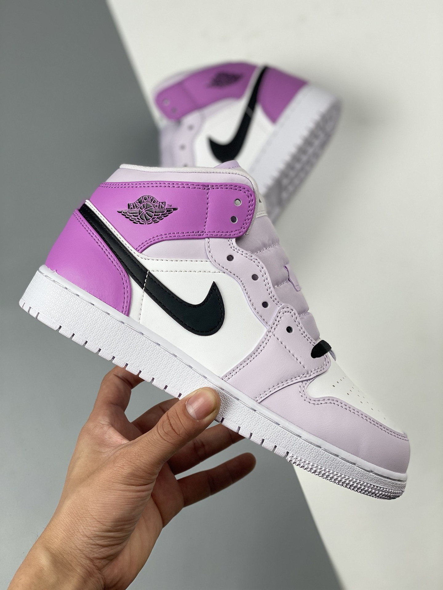 Air Jordan 1 Mid Barely Grape Black-White DQ8423-501 For Sale